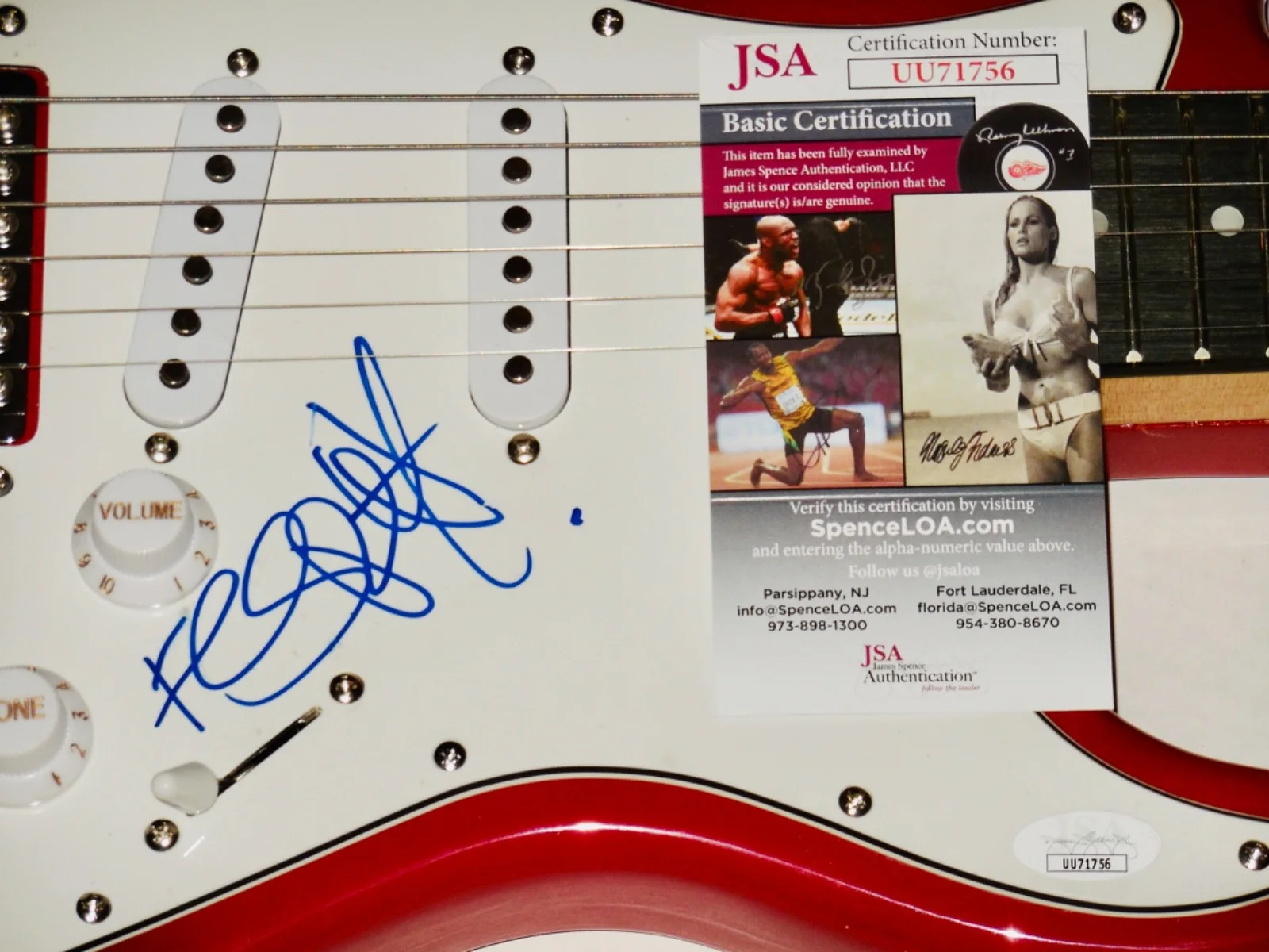 REGINA SPEKTOR AUTOGRAPHED ELECTRIC GUITAR (SINGER / SONGWRITER) - JSA COA!, изображение 2