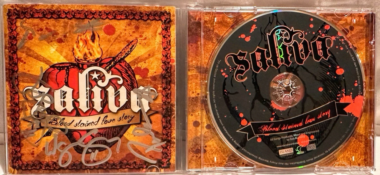SALIVA BLOOD STAINED LOVE STORY Authentic Signatures By The Whole Band, изображение 3
