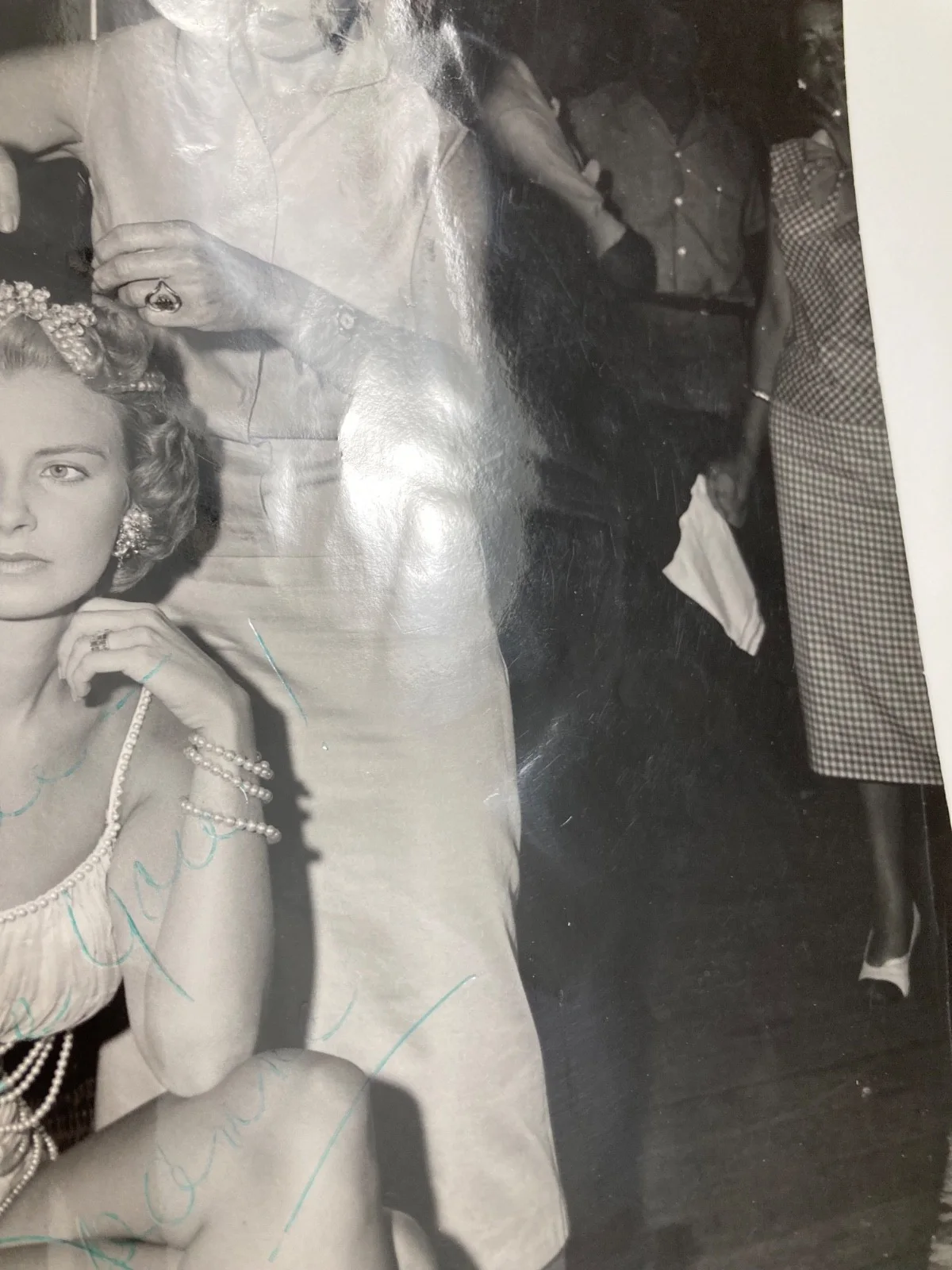 JOANNE WOODWARD — JOANNE WOODWARD signed 8x10 photo "TO GLADDIE- I LOVE YOU! JSA #CH17512, изображение 5