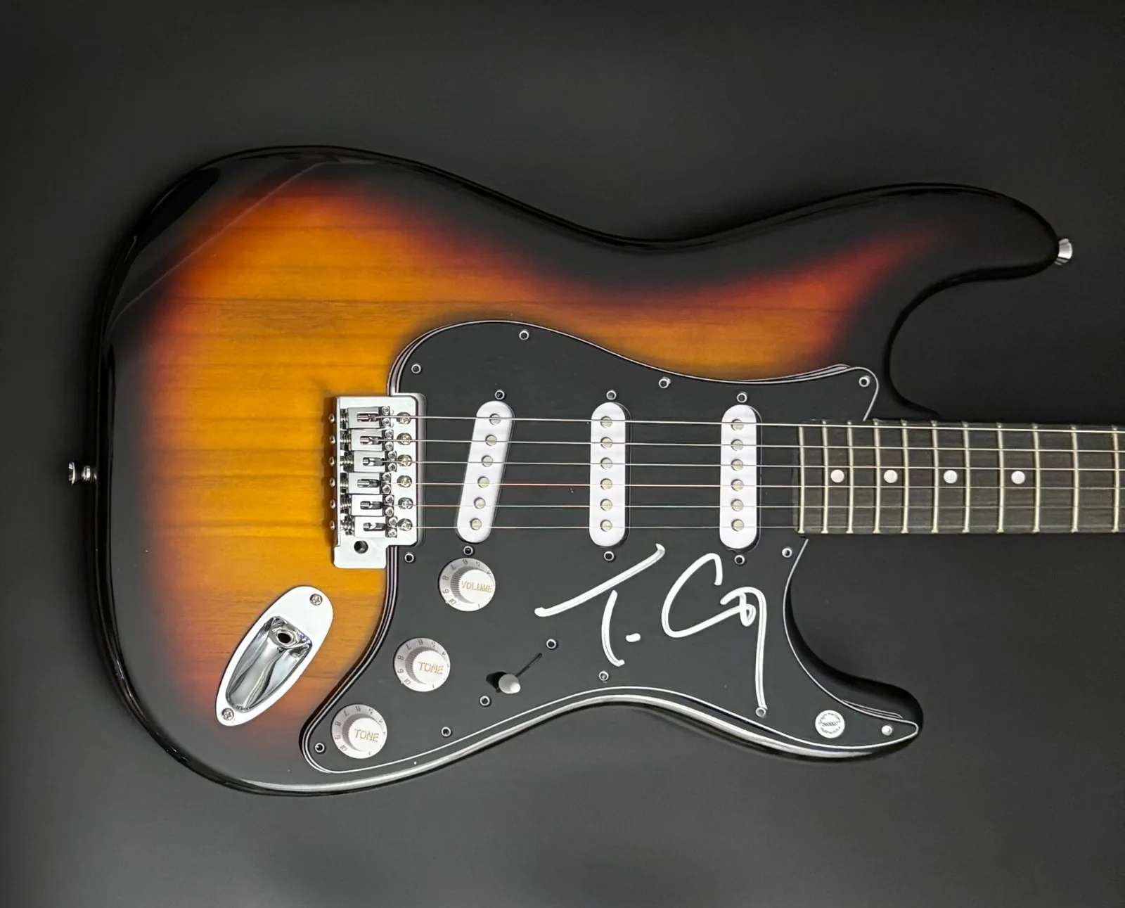 GFA Theory of a Deadman * TYLER CONNOLLY * Signed Electric Guitar PROOF T7 COA, изображение 3