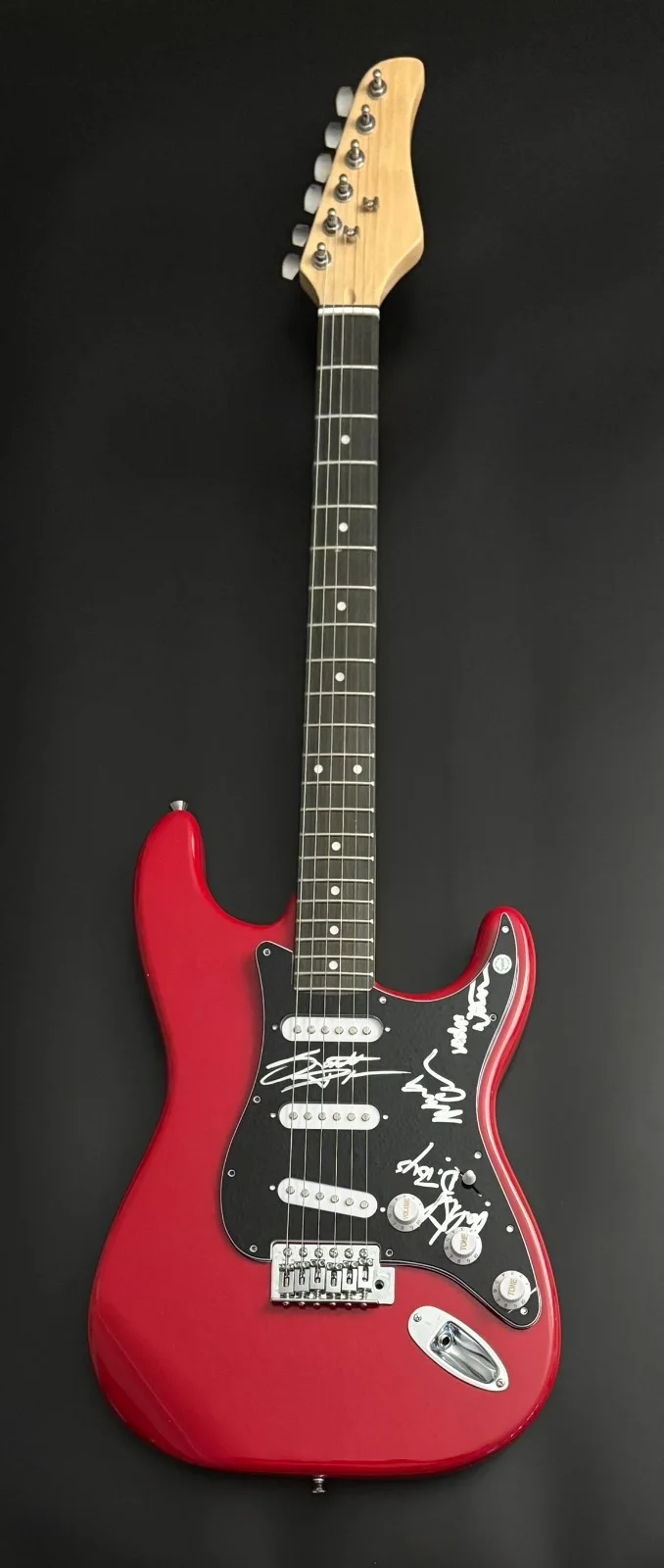 GFA Teas'n , Pleas'n Band * DANGEROUS TOYS * Signed Electric Guitar PROOF COA, image 3