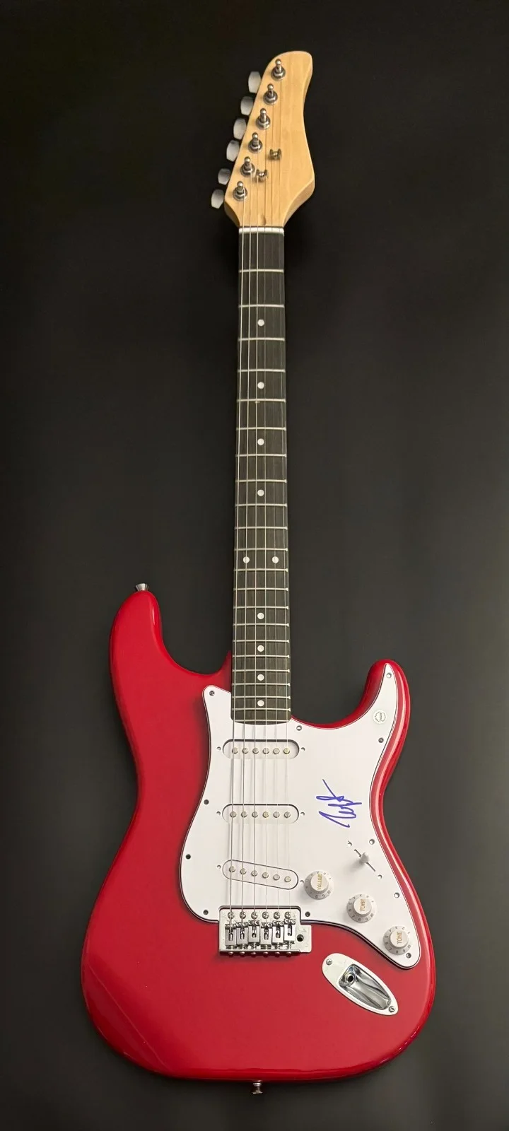GFA Queen Photographer * NEAL PRESTON * Signed Electric Guitar PROOF COA, изображение 2