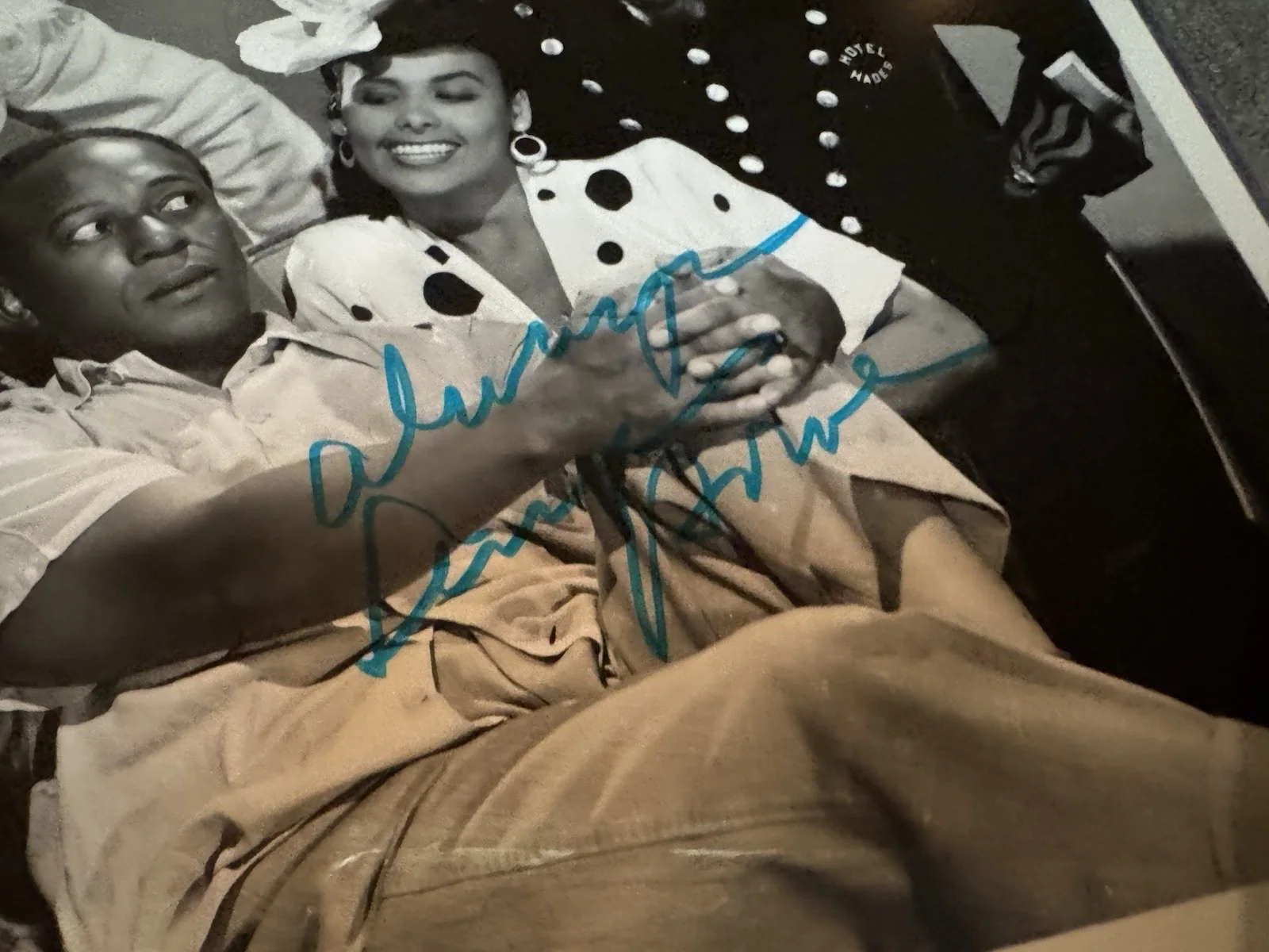 Lena Horne — Lena Horne Signed 8x10” Photograph American Actress Singer Civil Rights COA, изображение 2