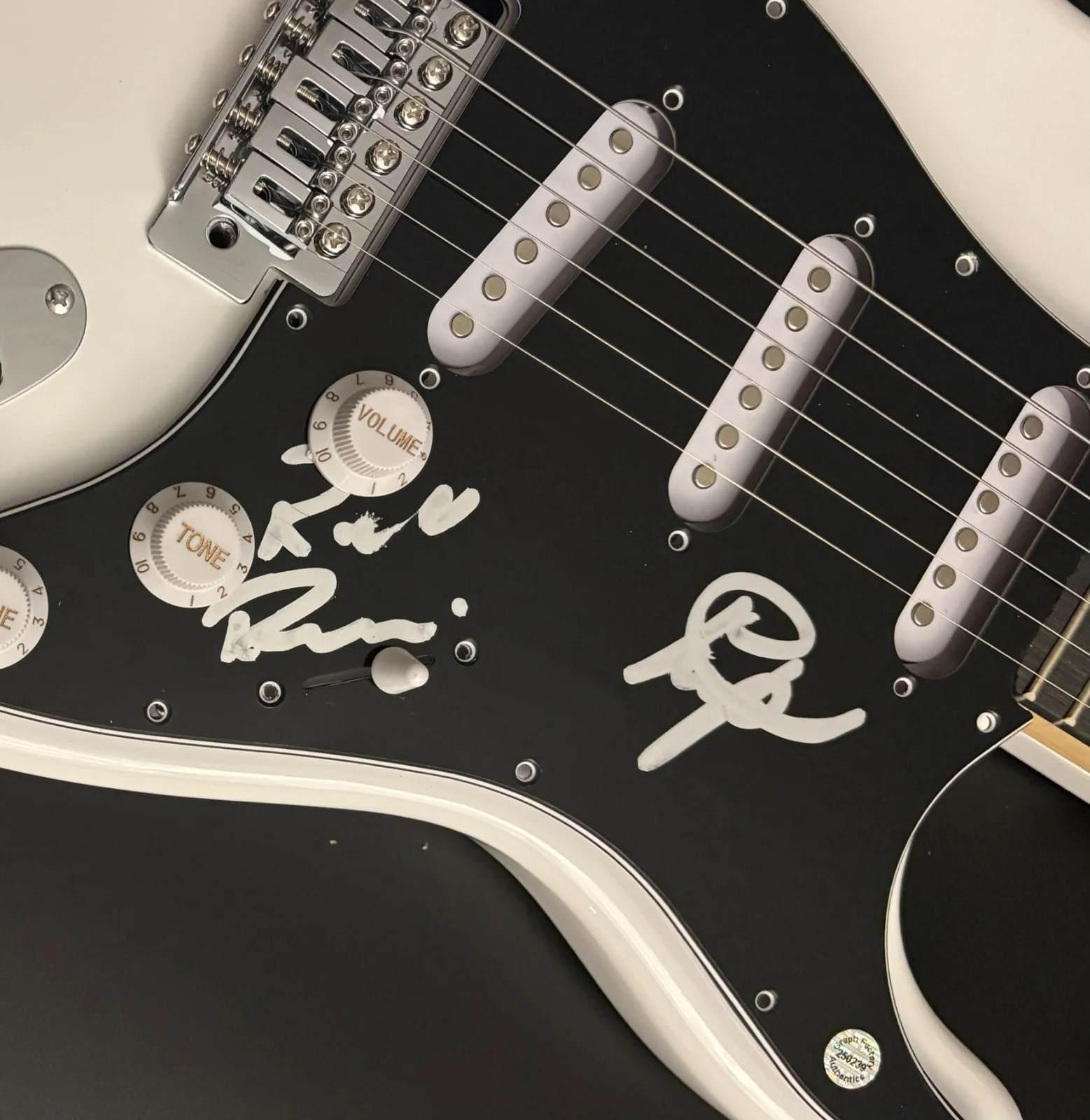GFA Robb Reiner Steve Lips Kudlow * ANVIL * Band Signed Electric Guitar COA, image 5