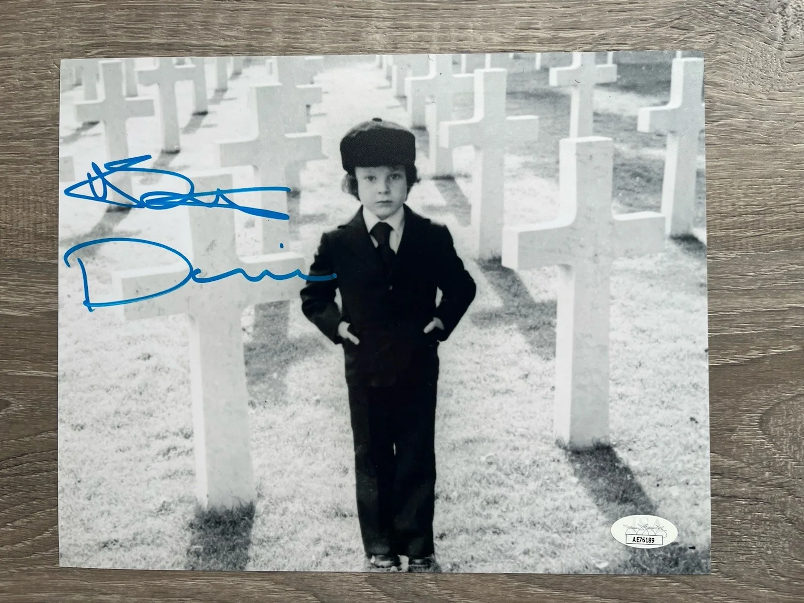 Harvey Stephens — Harvey Stephens Signed Omen 8x10 Photo JSA COA Damien Thorn Horror Auto, изображение 2
