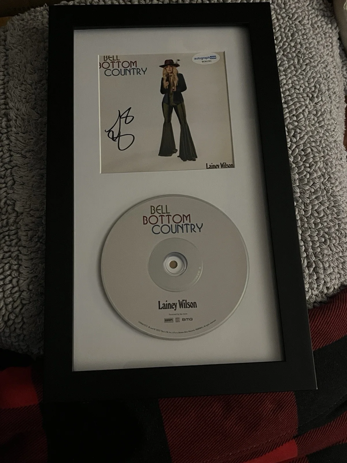 Lainey Wilson — Lainey Wilson Signed Autograph Bell Bottom Country Framed CD Display ACOA COA, image 3