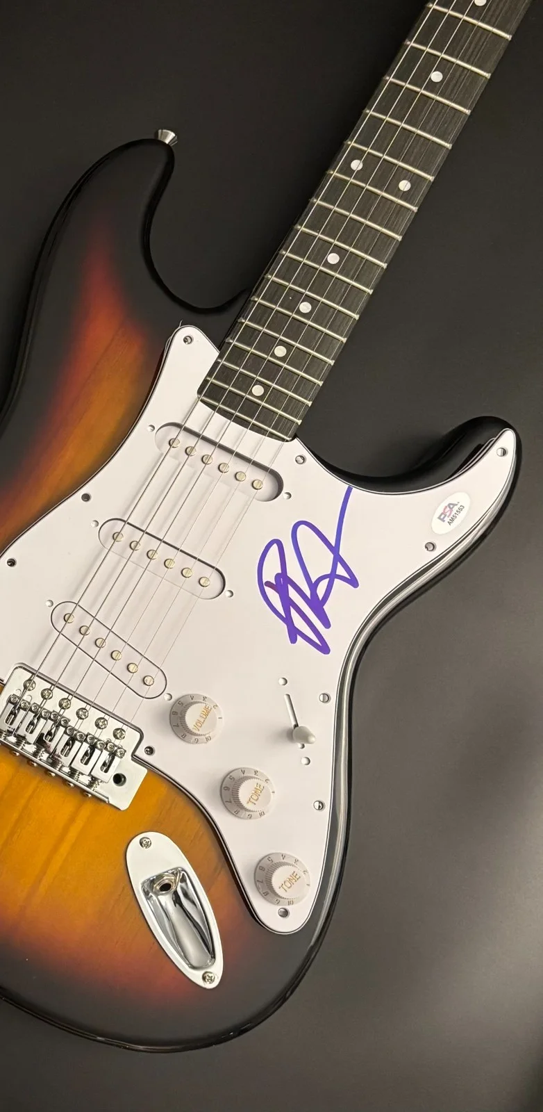 PSA Judas Priest Band * ROB HALFORD * Signed Electric Guitar PROOF COA, image 5