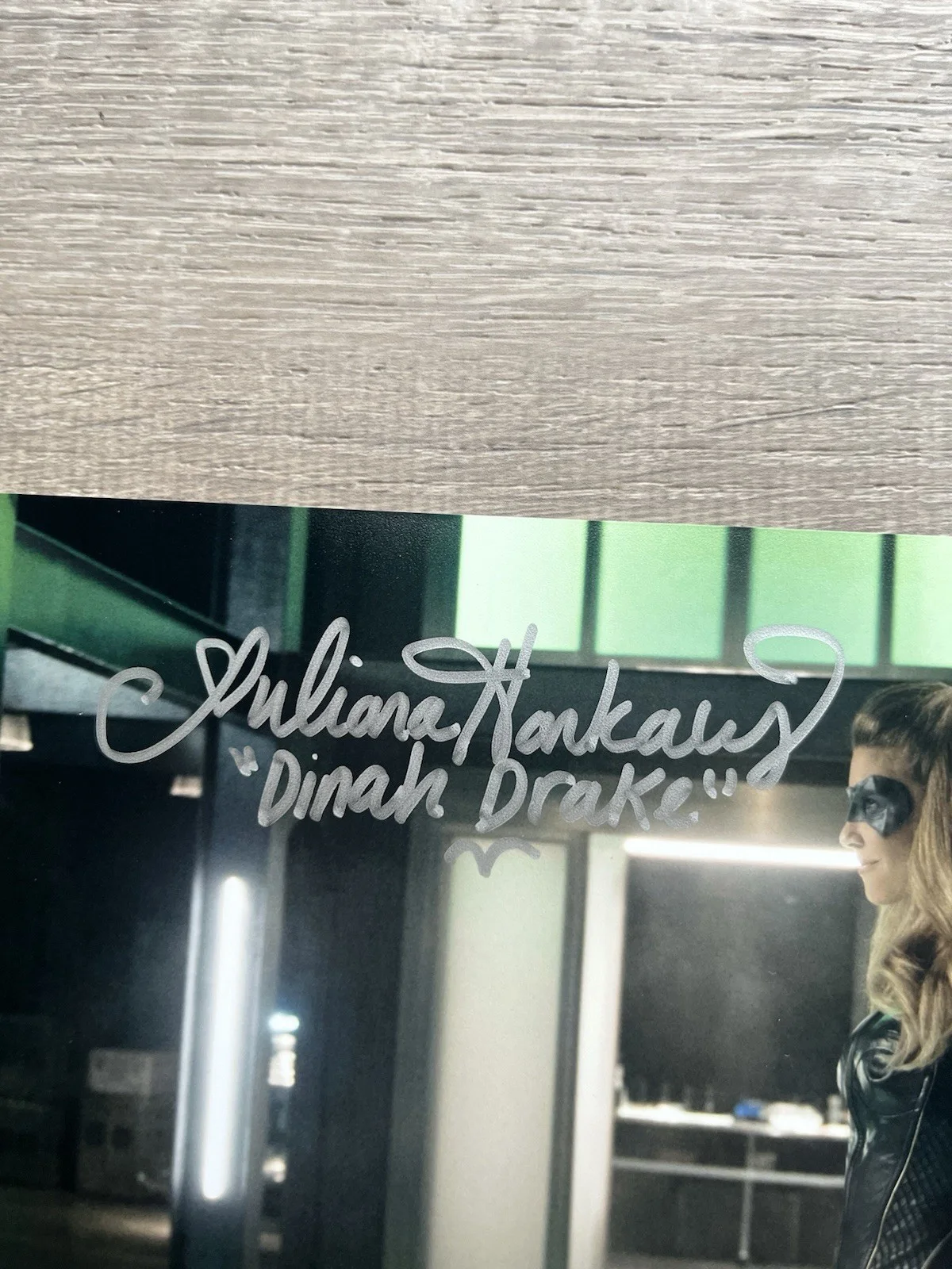 Juliana Harkavy — Juliana Harkavy Signed Black Canary 8x10 Photo ACOA Arrow DC Dinah Drake, изображение 4
