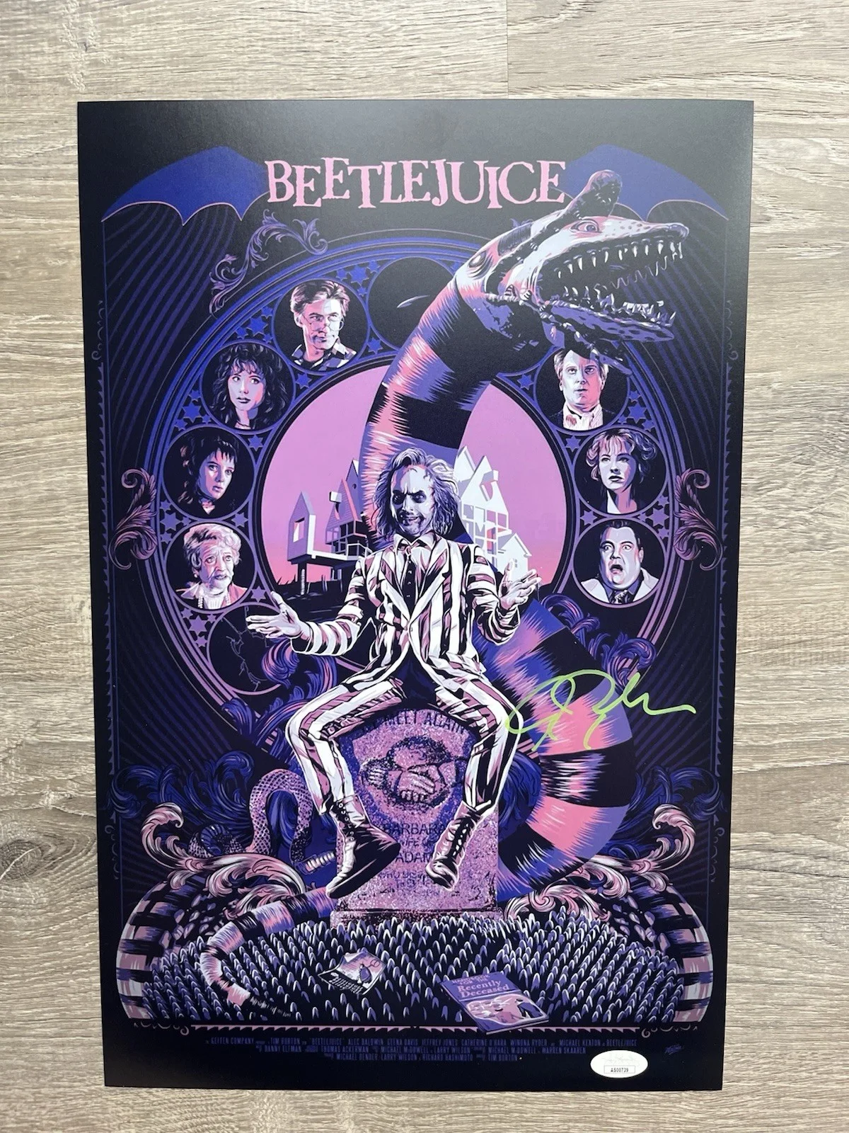 Alec Baldwin — Alec Baldwin Signed Beetlejuice 11x17 Photo JSA COA Adam Maitland Horror Auto, изображение 2
