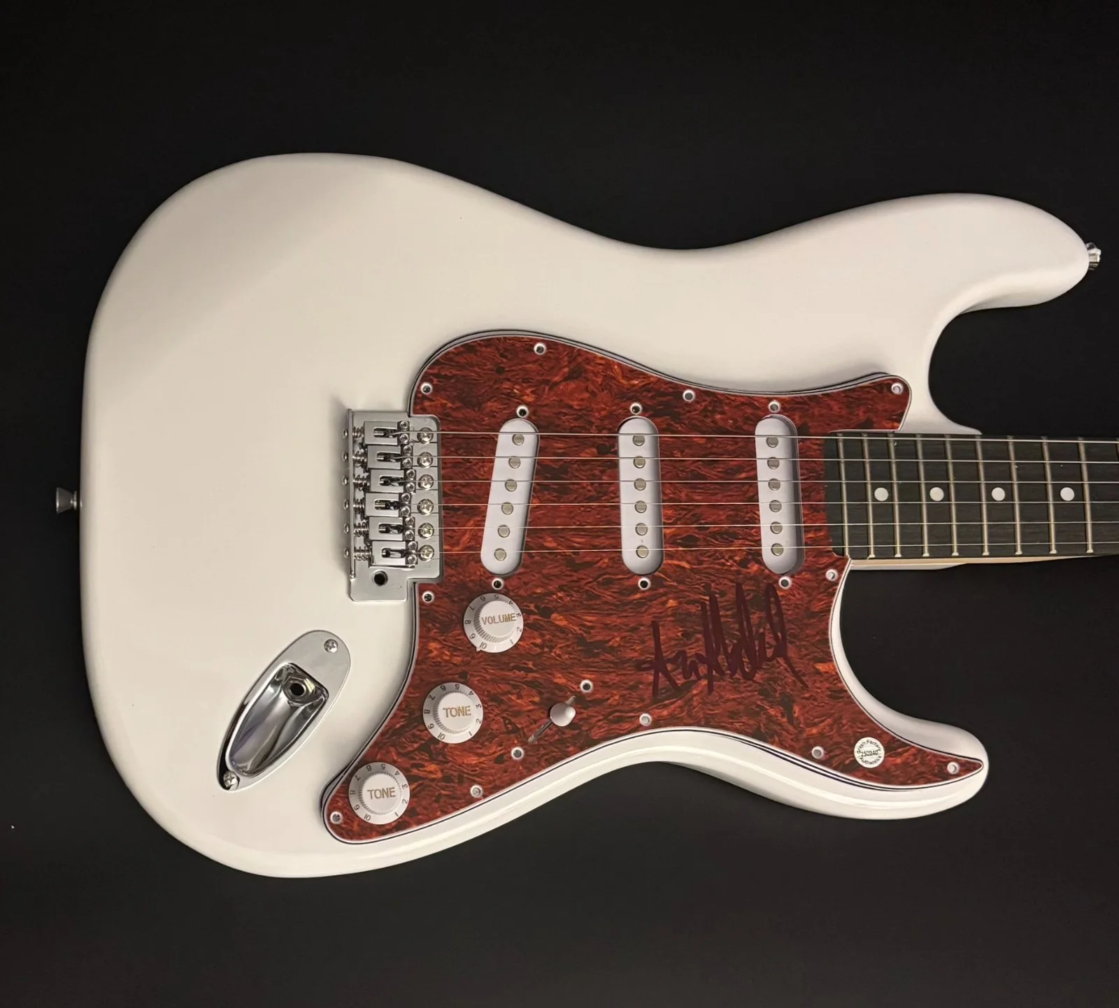 GFA Babydoll & Taste Star * ARI ABDUL * Signed Electric Guitar COA, image 4