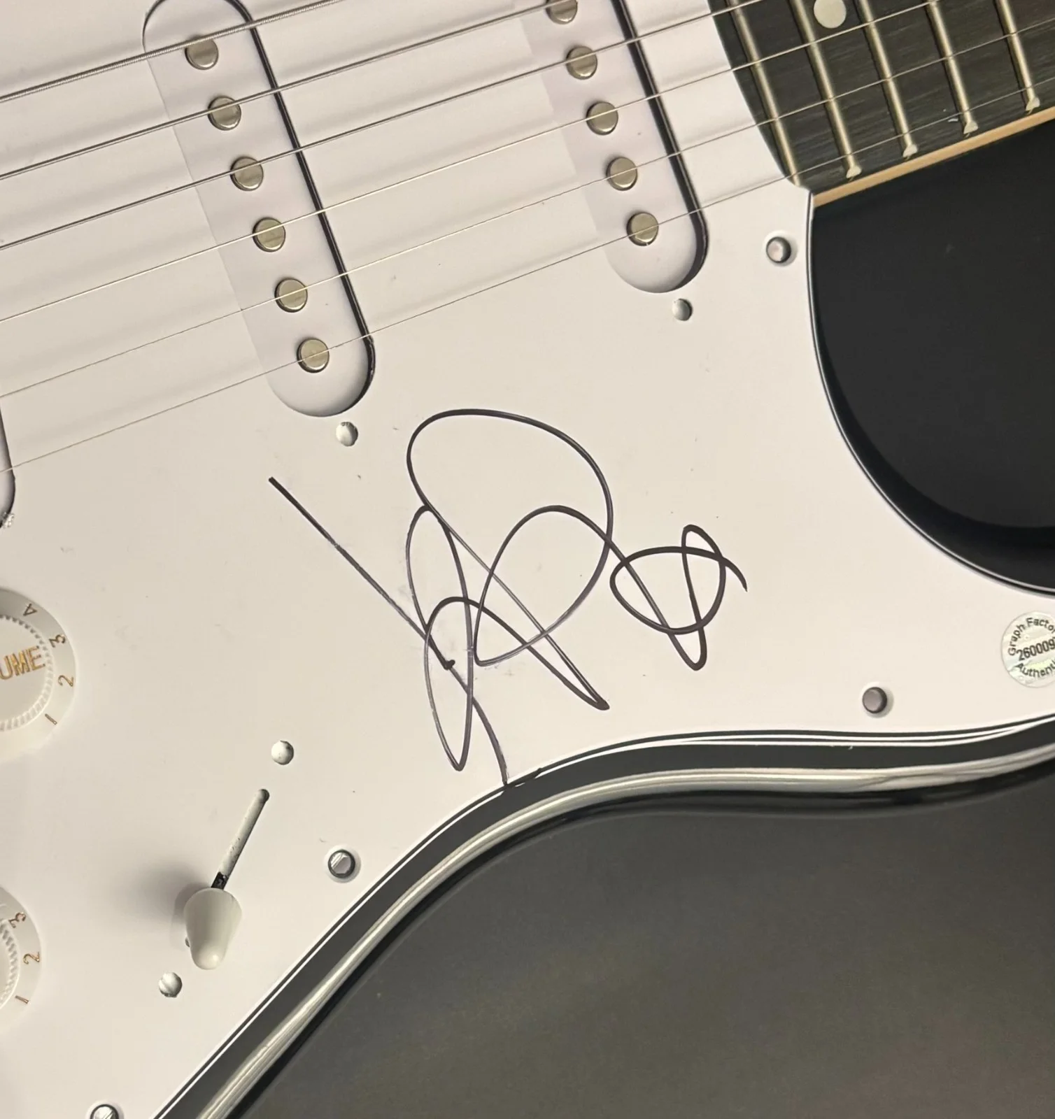 GFA Change the Locks 1950 Talia * KING PRINCESS * Signed Electric Guitar COA, изображение 5