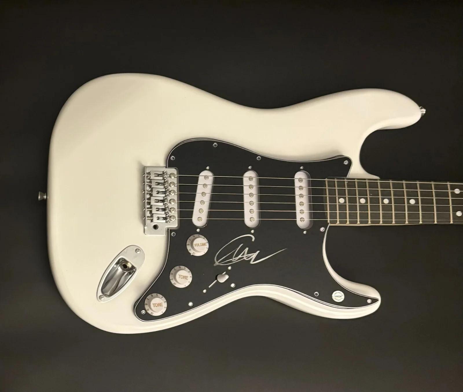 GFA Queensryche Band Singer * GEOFF TATE * Signed Electric Guitar PROOF COA, изображение 2