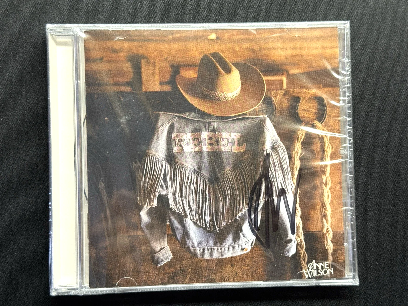 ANNE WILSON Signed CD Autograph Rebel Country Gold Limited Edition Autographed, изображение 3