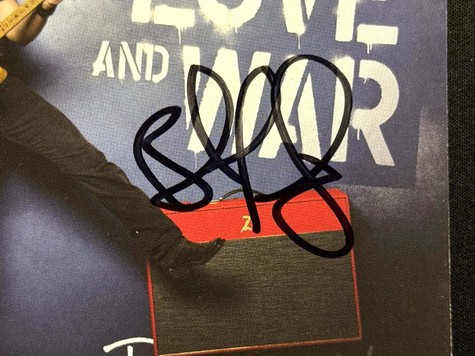 BRAD PAISLEY CD Autographed Signed Love and War 2017 Country Music autograph, image 3