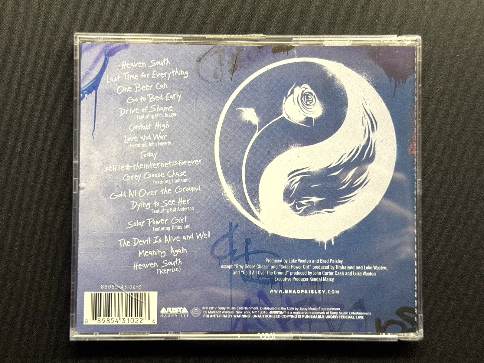 BRAD PAISLEY CD Autographed Signed Love and War 2017 Country Music autograph, image 5