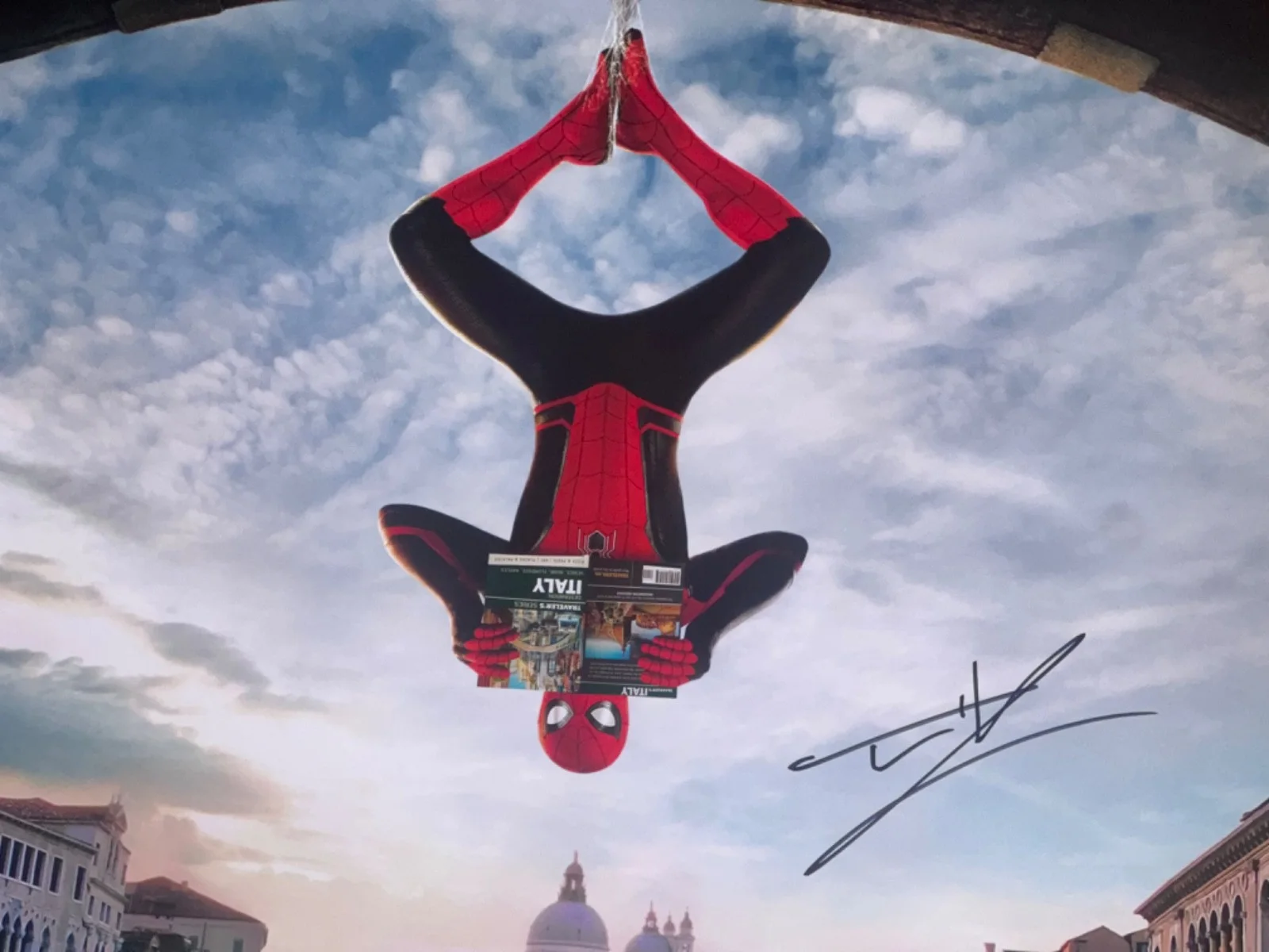 Tom Holland — Signed Tom Holland Movie Poster Spider-Man Far From Home Marvel 27x40 Auto PSA, изображение 3