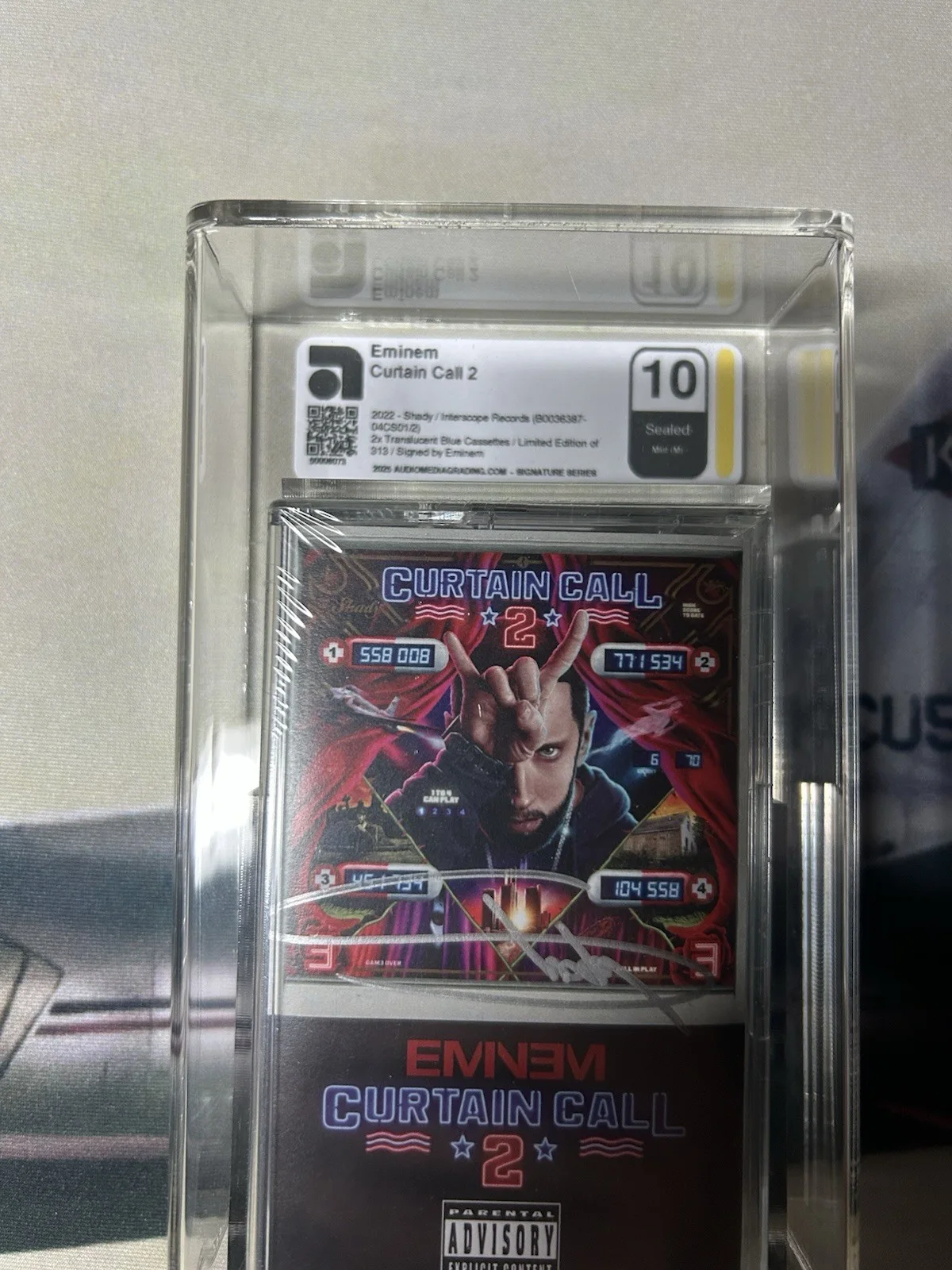 Eminem autograph - Slim Shady Curtain Call signed Blue cassette AMG 10 Only /313, изображение 2