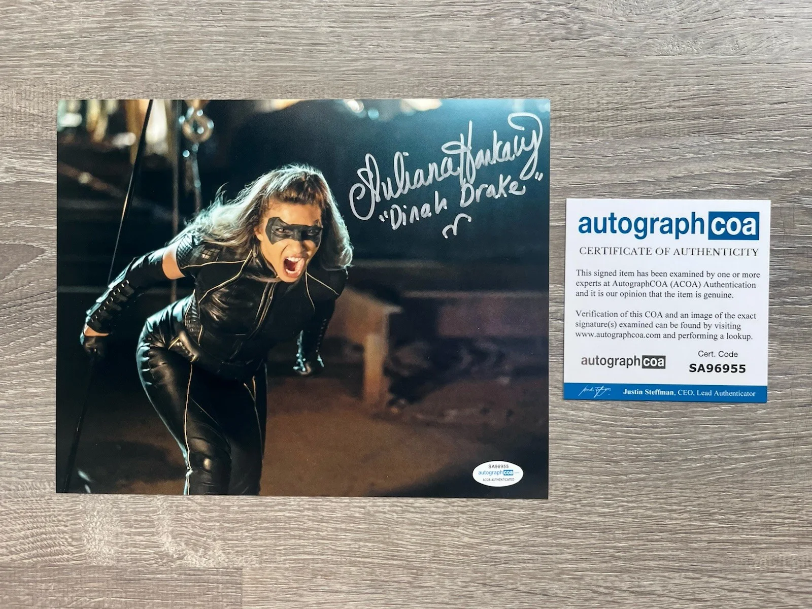Juliana Harkavy — Juliana Harkavy Signed Black Canary 8x10 Photo ACOA Arrow DC Dinah Drake