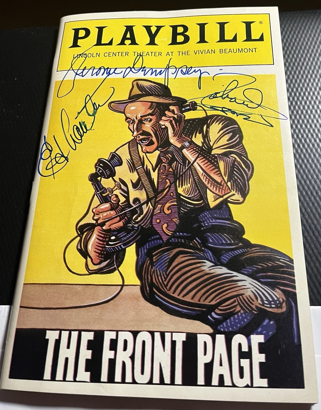 Richard Thomas — Richard Thomas aka John Boy Walton Signed Playbill Theatre Brochure w/ COA, изображение 2