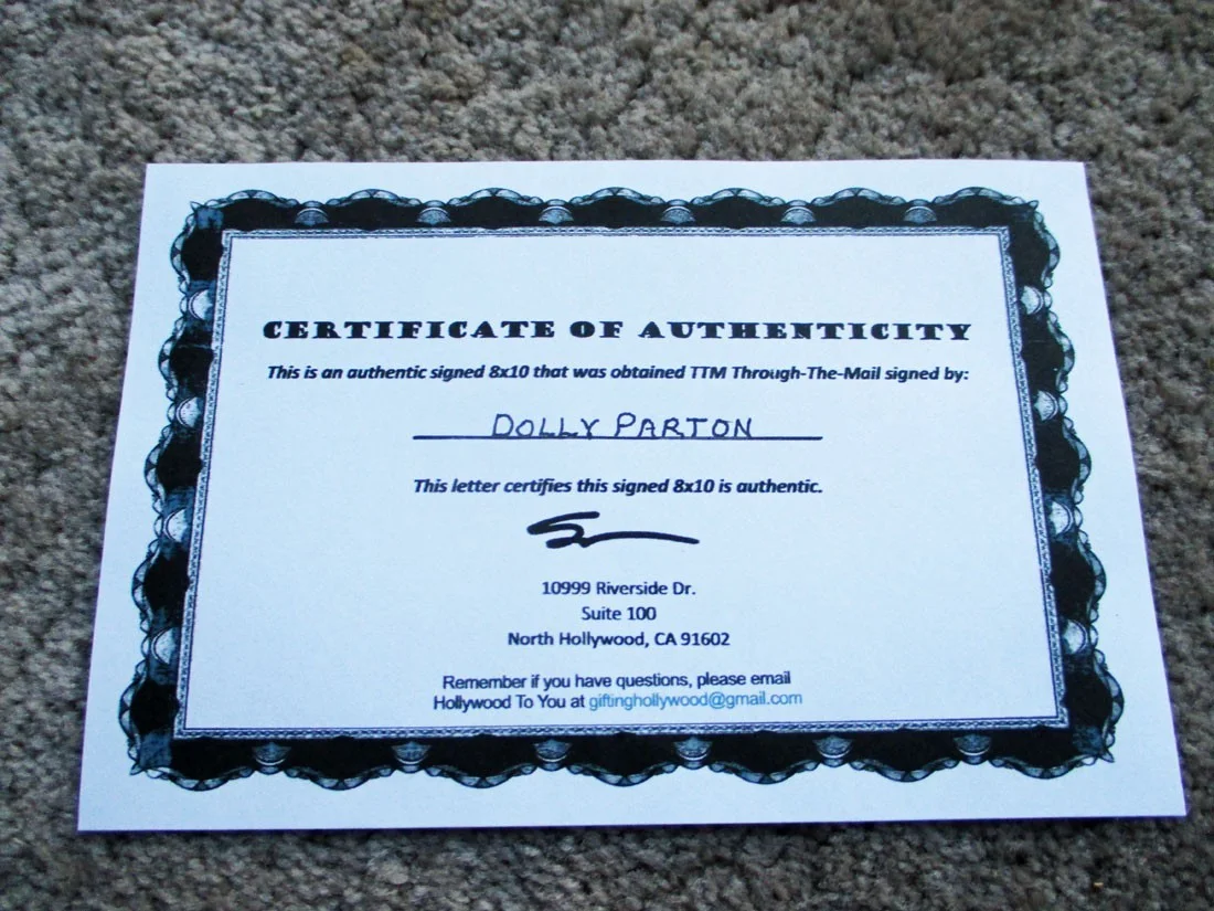 DOLLY PARTON AUTOGRAPHED 8X10, image 2