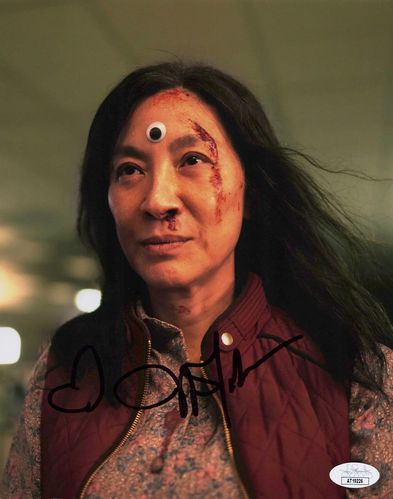 Michelle Yeoh — Michelle Yeoh signed "EVERYTHING EVERYWHERE ALL .." 8x10 Photo EXACT PROOF i JSA, image 5