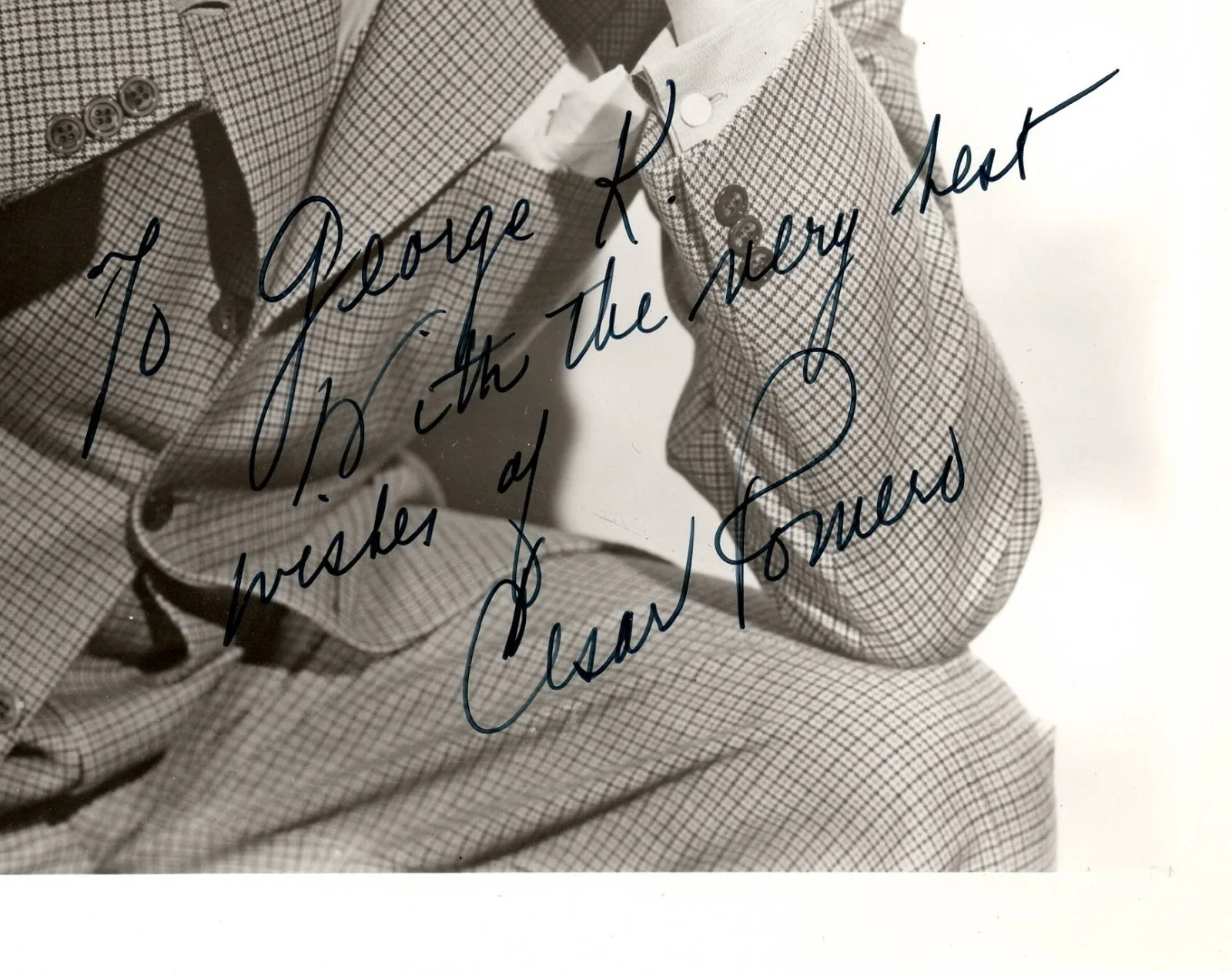 Cesar Romero — Cesar Romero Signed Vintage 8x10 B&W Glossy Photo - JSA Authentication, изображение 2