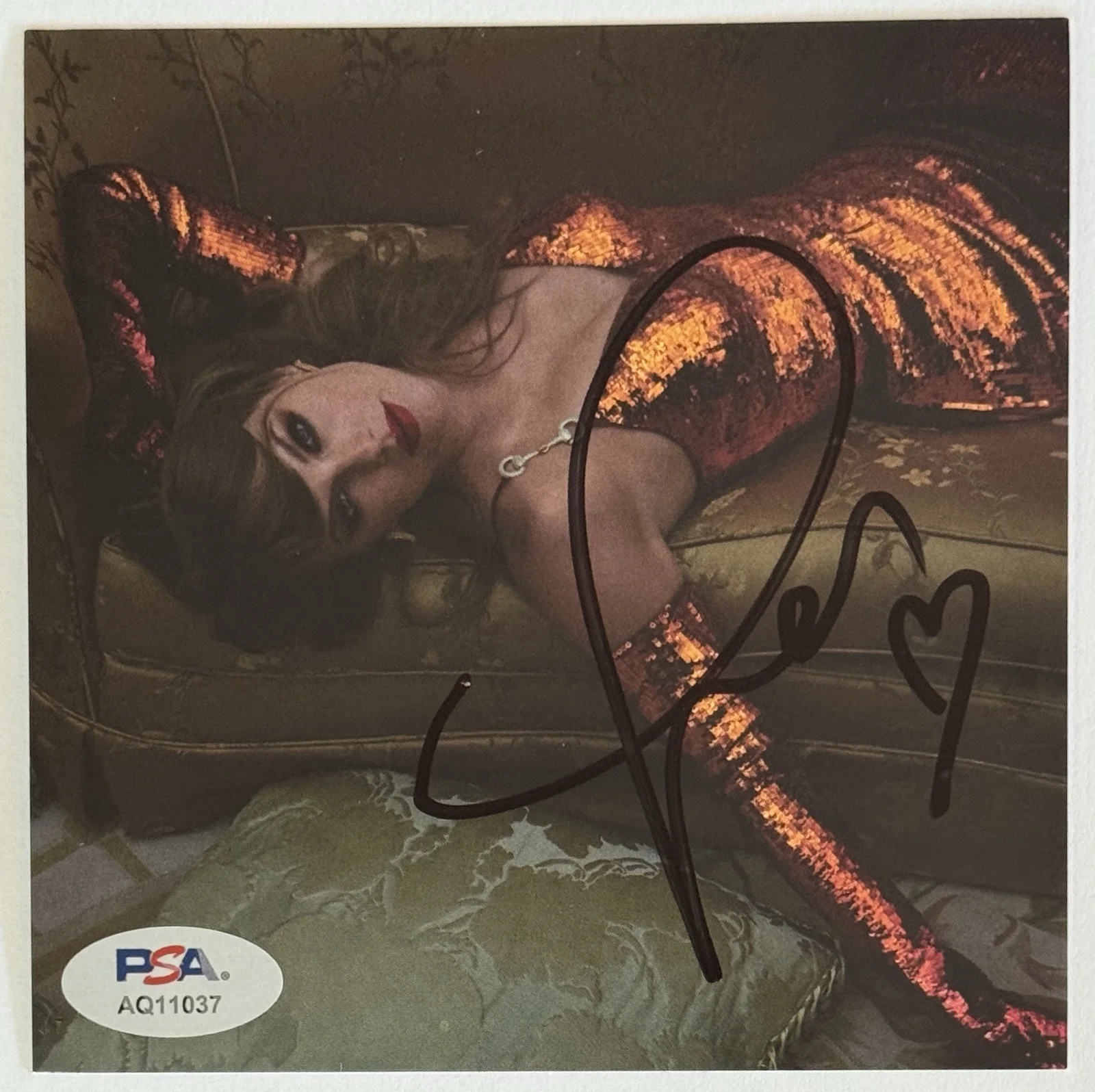 SIGNED TAYLOR SWIFT LIFE OF A SHOWGIRL PHOTOGRAPH #2 & CD PSA DNA COA AUTOGRAPH, изображение 5