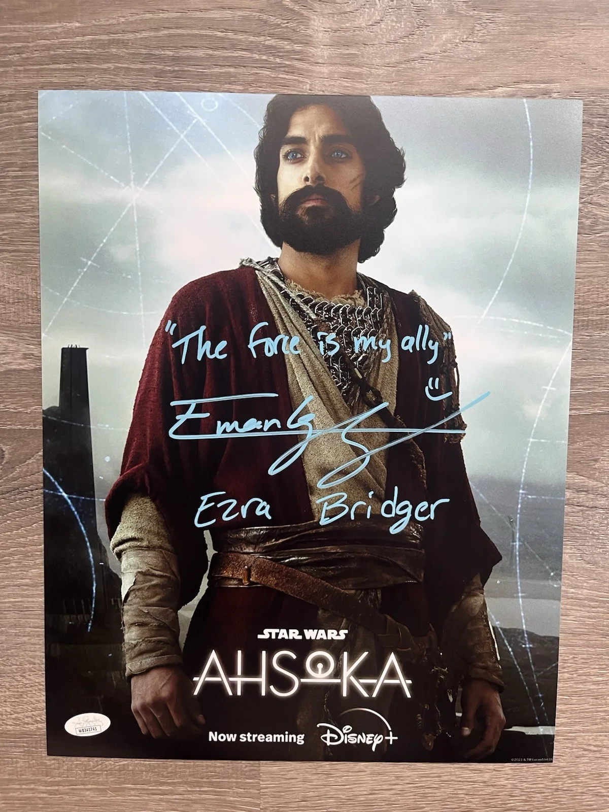 Eman Esfandi — Eman Esfandi Signed Ezra Bridger 11x14 Photo JSA COA AHSOKA Star Wars W/Quote, изображение 2