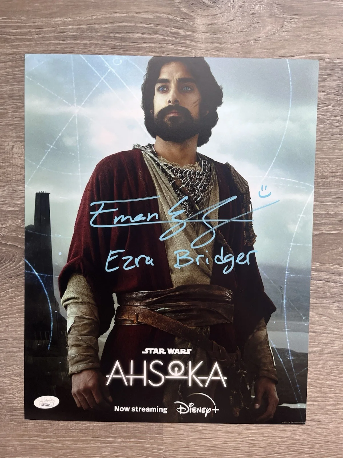 Eman Esfandi — Eman Esfandi Signed Ezra Bridger 11x14 Photo JSA COA AHSOKA Star Wars, изображение 2