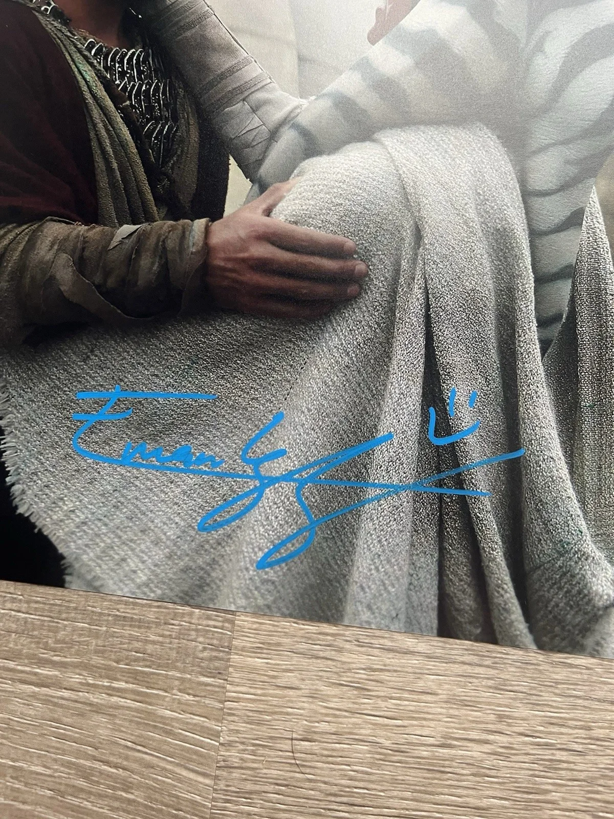 Eman Esfandi — Eman Esfandi Signed Ezra Bridger 11x14 Photo JSA COA AHSOKA Star Wars, image 4