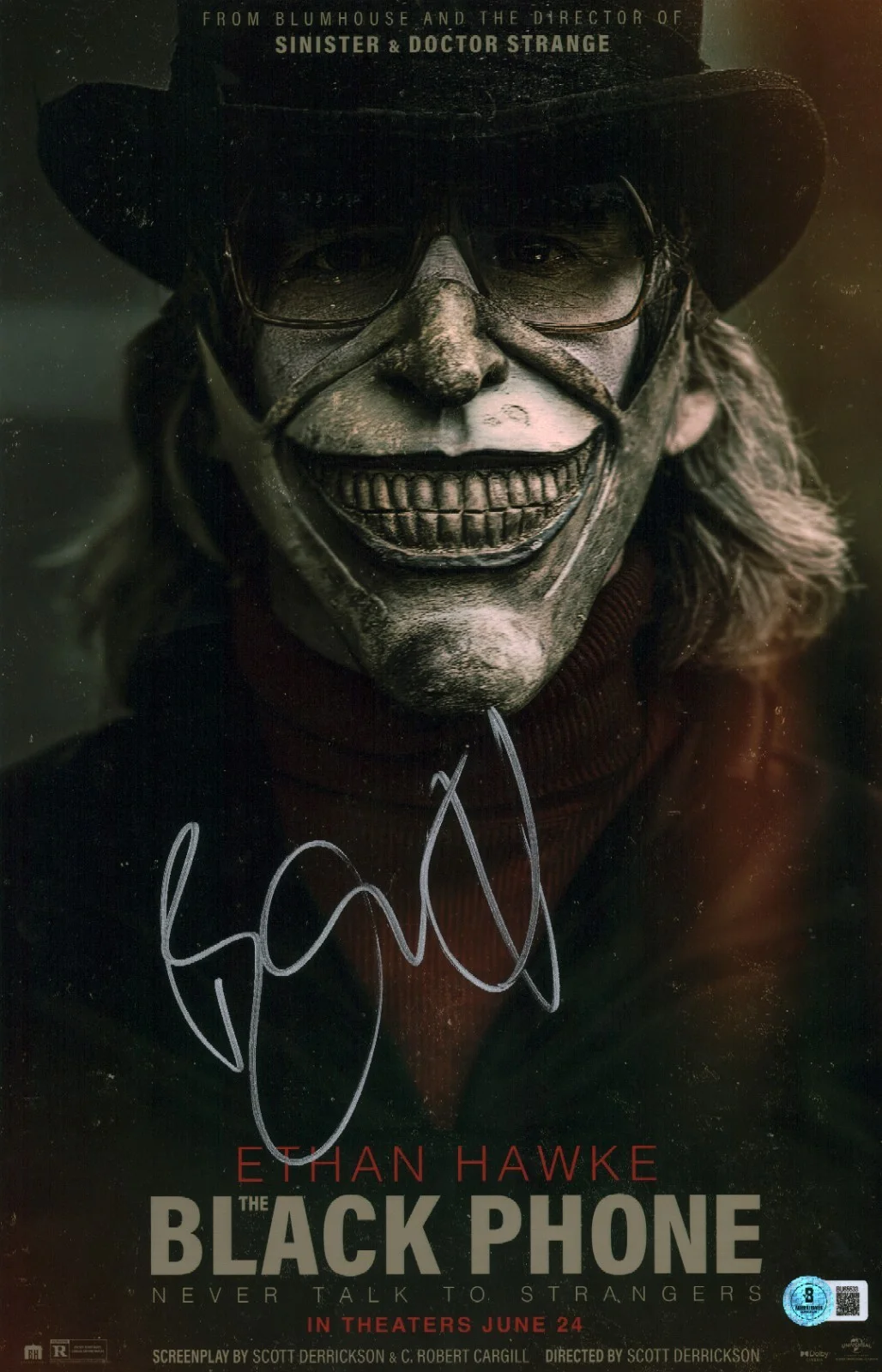 Ethan Hawke — Ethan Hawke Signed Autograph The Black Phone The Grabber 11x17 Photo BAS COA