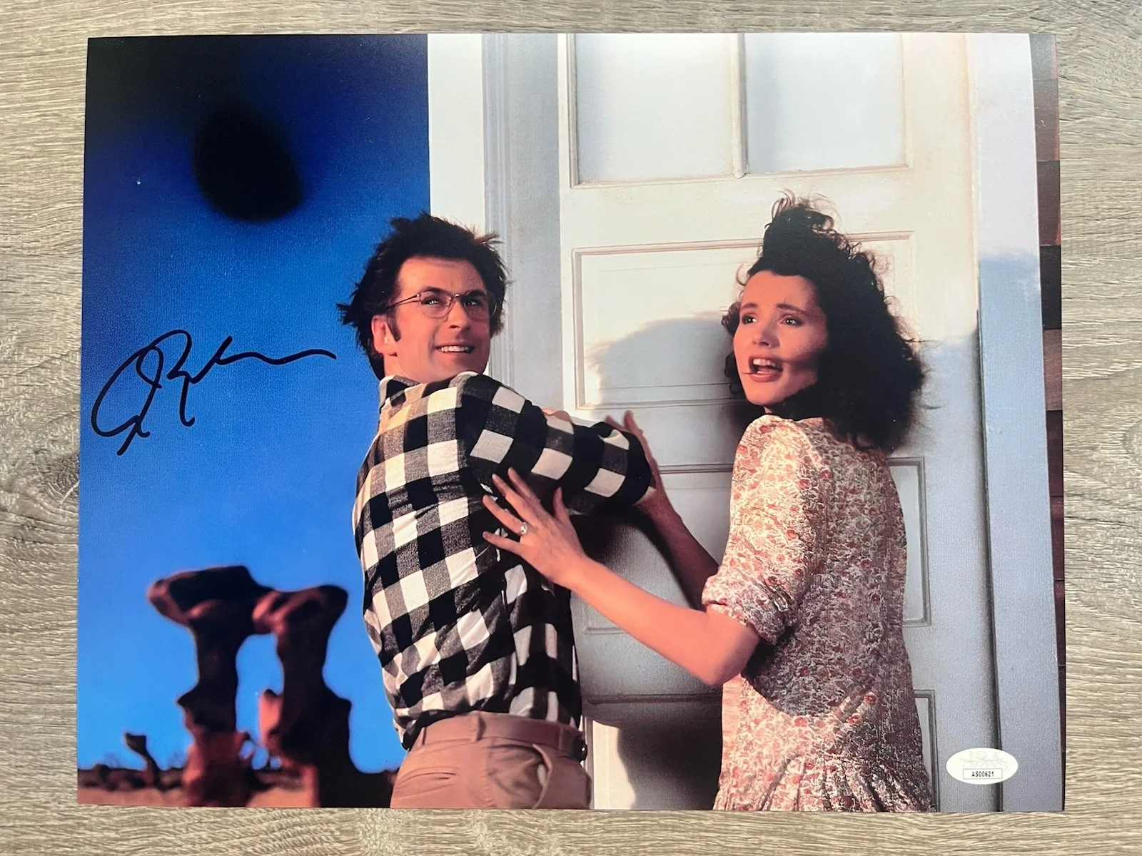 Alec Baldwin — Alec Baldwin Signed Beetlejuice 11x14 Photo JSA COA Adam Maitland Horror Auto, изображение 2