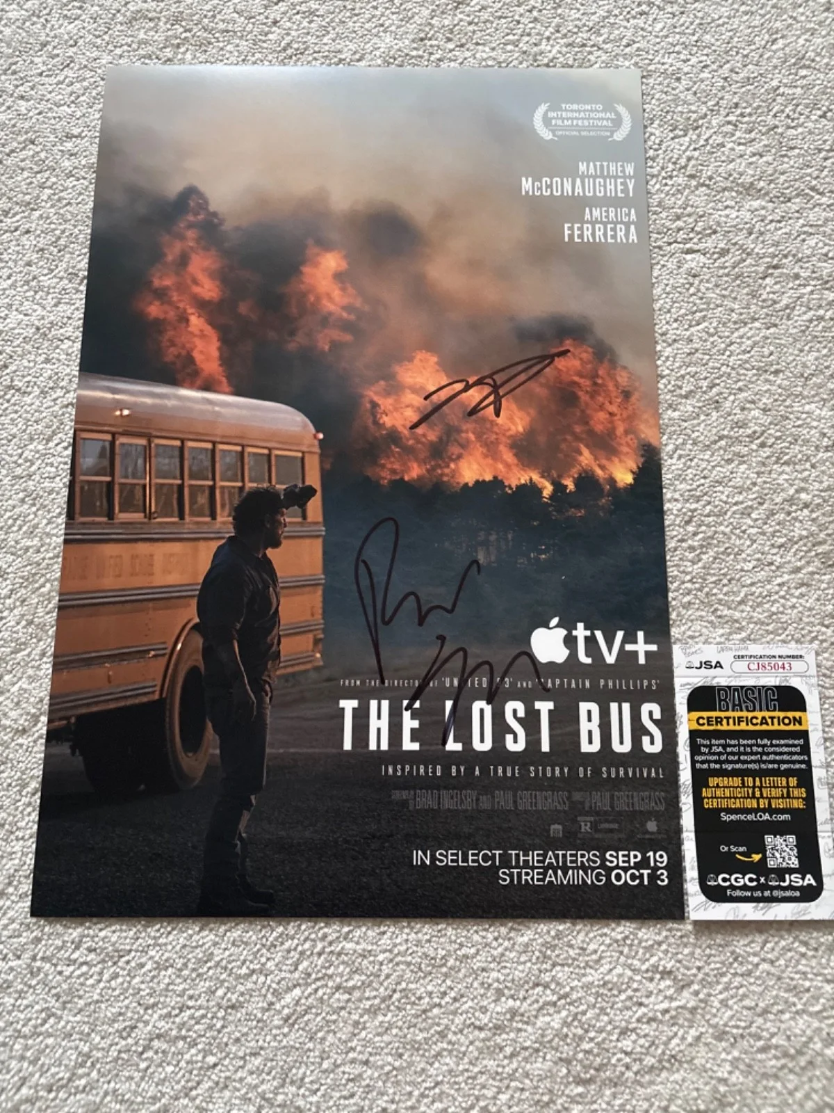 Matthew McConaughey, Paul Greengrass — Matthew McConaughey signed photo 12X18 Greengrass exact proof JSA COA Lost Bus, изображение 2