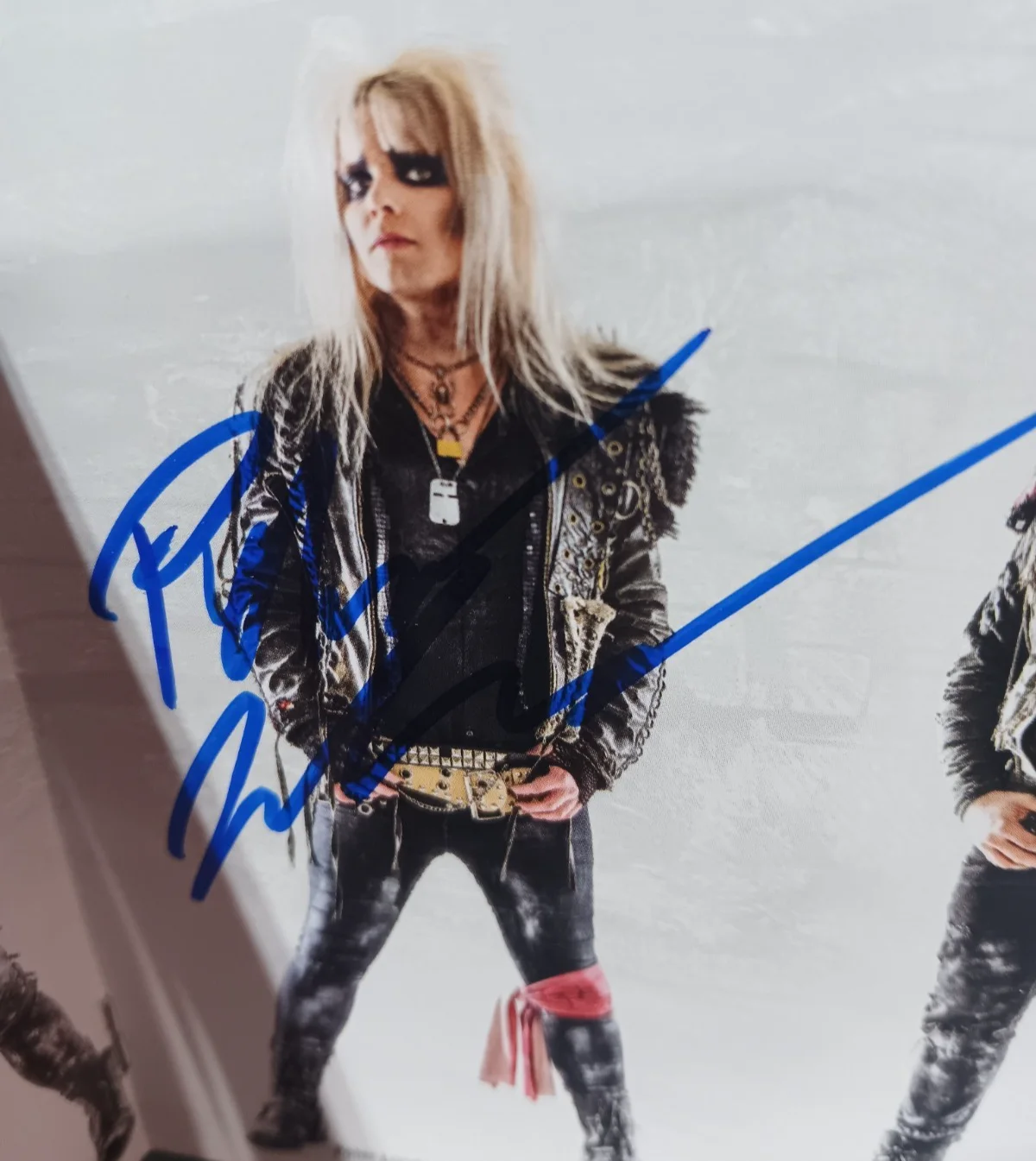CRASHDIET - SIGNED RUST CD BOOKLET SIGNED BY PETER AND MARTIN 2019 GLAM METAL, изображение 4