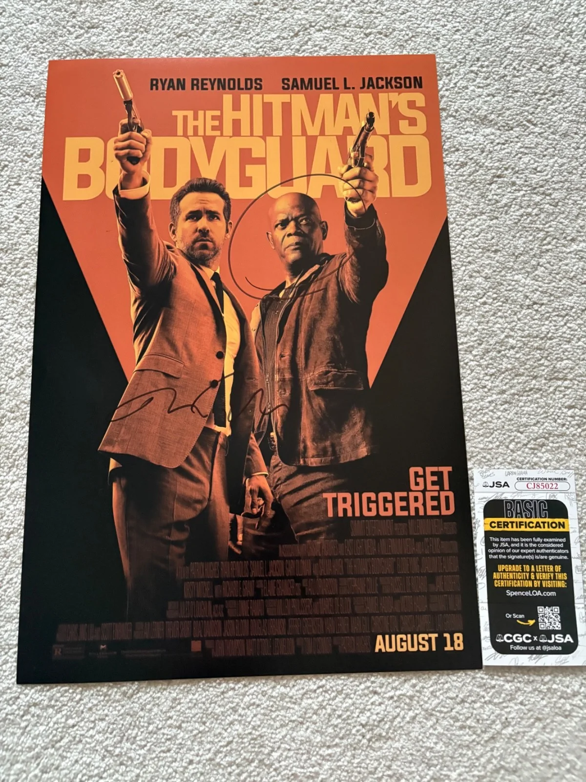 Ryan Reynolds — Ryan Reynolds signed photo 12X18 proof JSA COA autograph The Hitman's Bodyguard