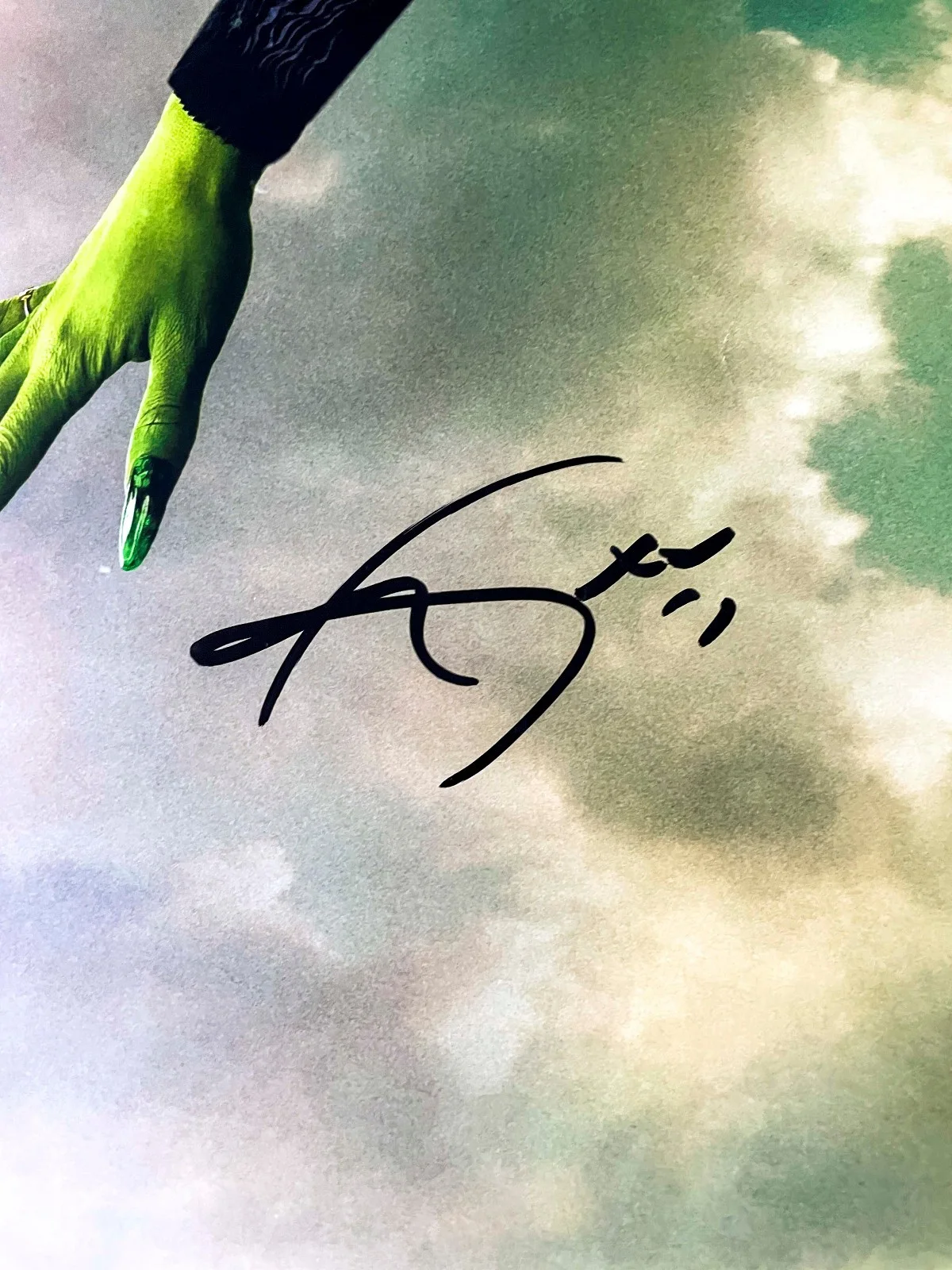 Cynthia Erivo — Cynthia Erivo Elphaba Signed WICKED 27x40 Full Size Poster EXACT Proof JSA COA, изображение 2