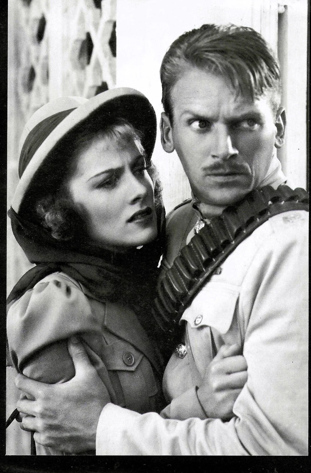 douglas fairbanks Jr — Douglas Fairbanks jr Signature card with Photo coa GUNGA DIN, изображение 3
