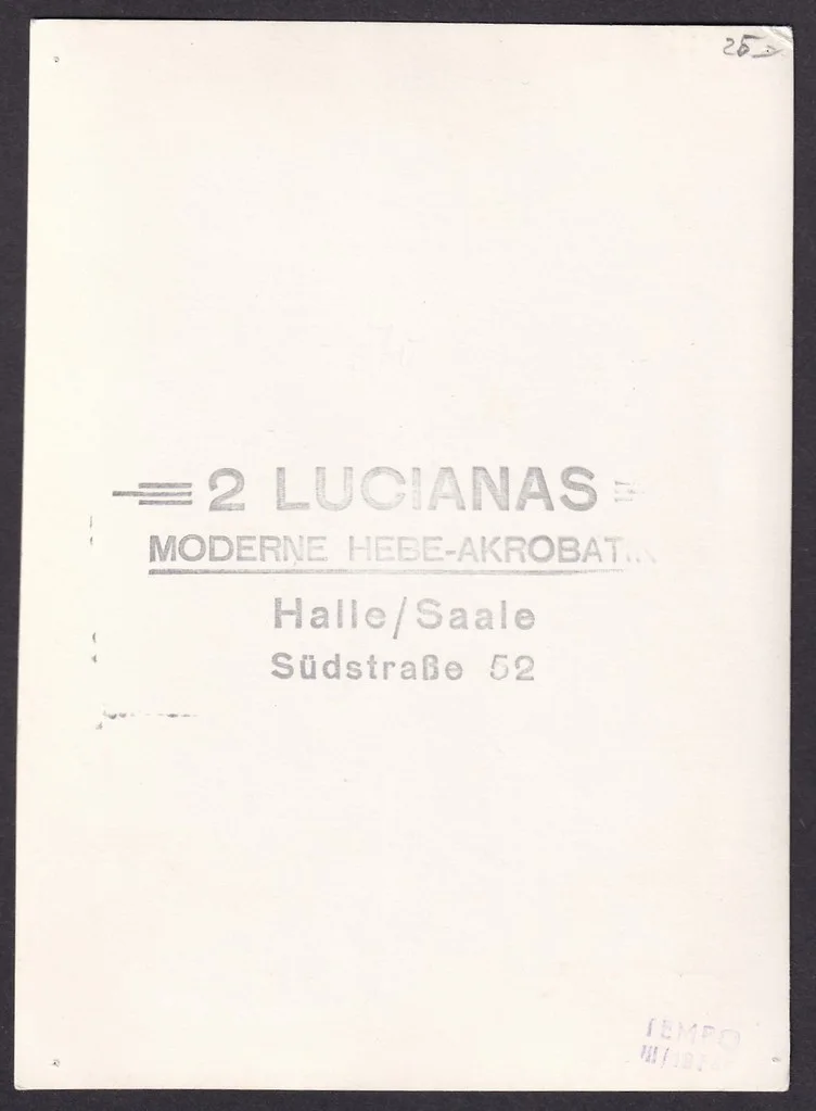 DIE 2 LUCIANAS German Modern Liftings Acrobatic Duo vintage signed photo 13x17cm, изображение 2