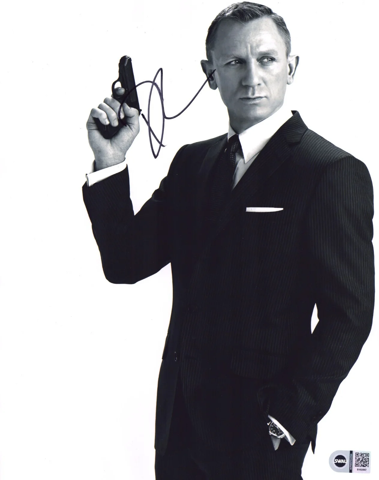 daniel craig — Daniel Craig Signed 11x14 PHOTO James Bond 007 Skyfall SWAU