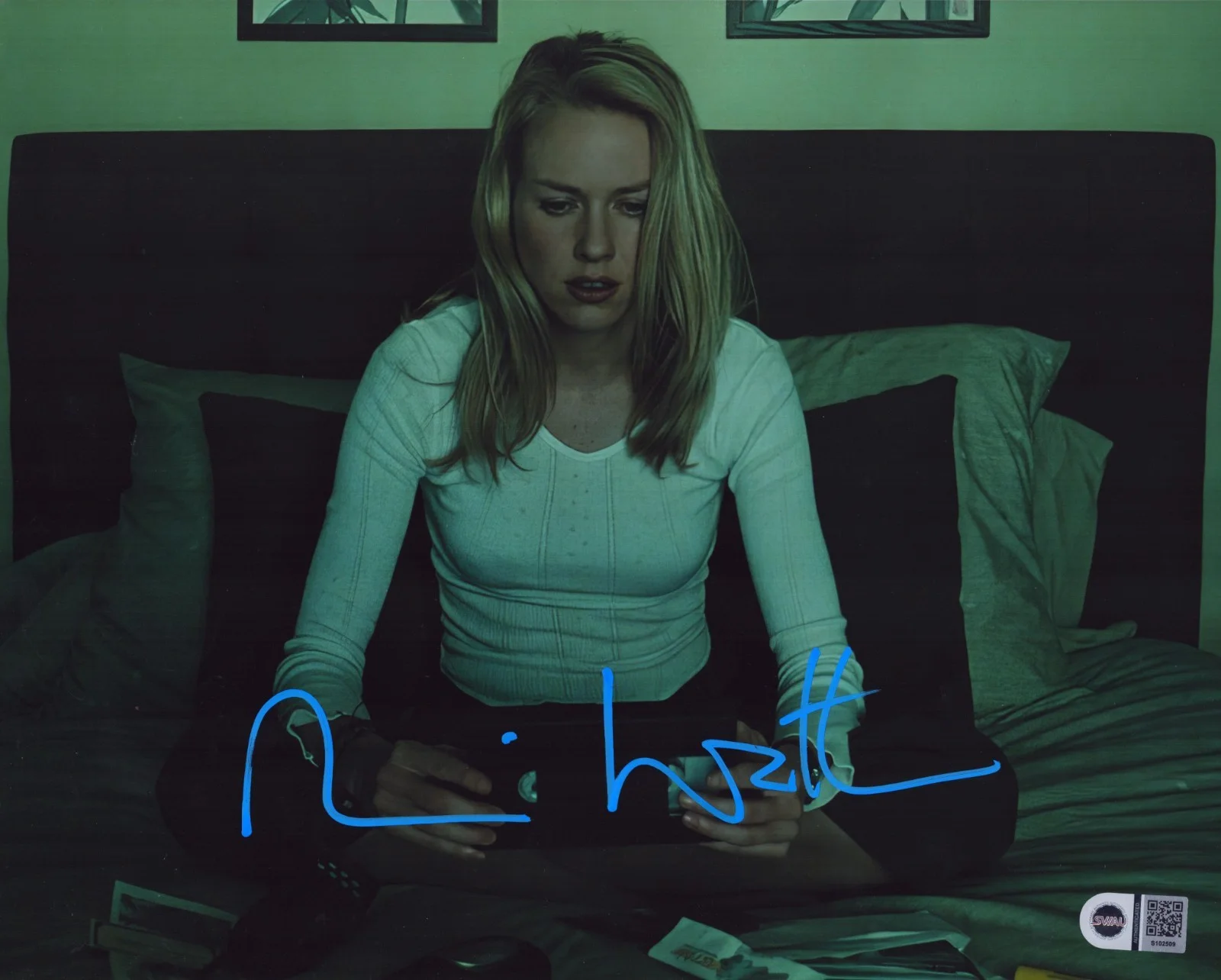 naomi watts — Naomi Watts Signed 11x14 Photo The Ring SWAU #1