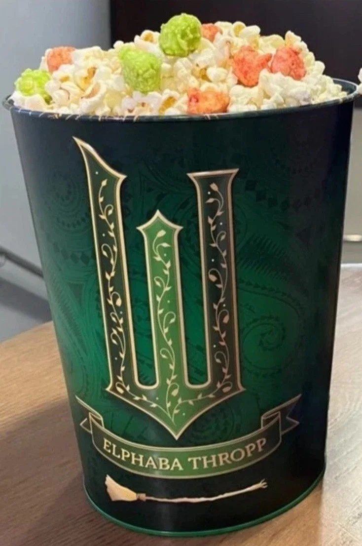 Wicked For Good Elphaba Popcorn Bucket Tin Odeon Cinema Exclusive New In Hand, изображение 2