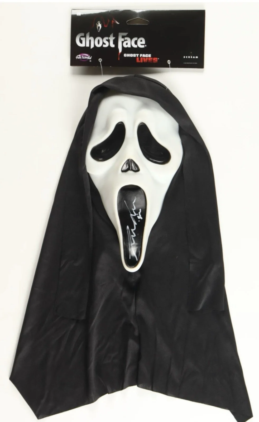 Liana Liberato — Liana Liberato Signed "Scream" Ghostface Mask Inscribed "Quinn" (JSA)