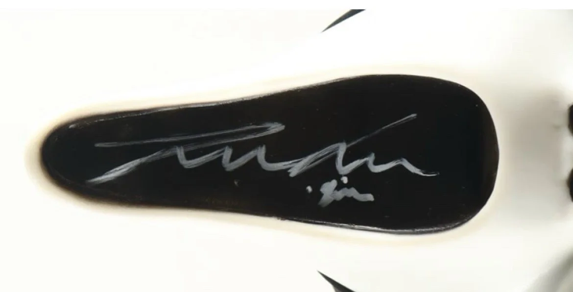Liana Liberato — Liana Liberato Signed "Scream" Ghostface Mask Inscribed "Quinn" (JSA), изображение 2