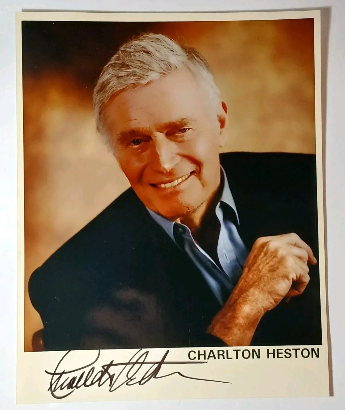 CHARLTON HESTON — Charlton Heston Autographed Photo & COA The Ten Commandments, Planet of the Apes