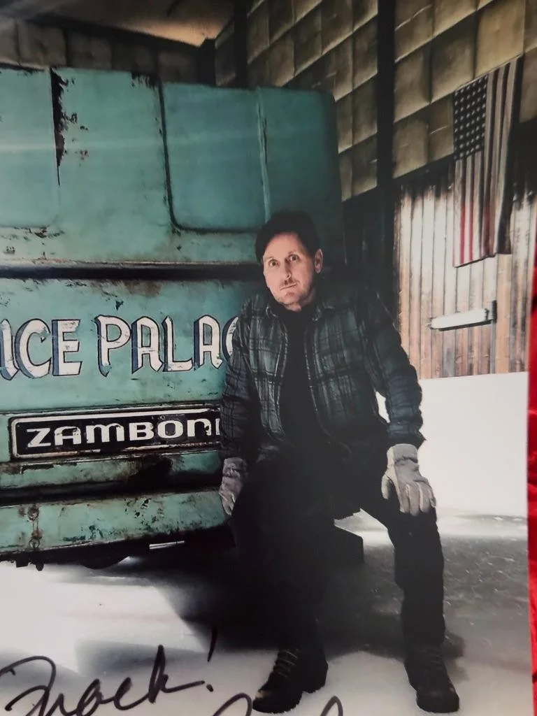 EMILIO ESTEVEZ — EMILIO ESTEVEZ "QUACK" HAND SIGNED AUTOGRAPHED 8X10 PHOTO THE MIGHTY DUCKS COA, image 4