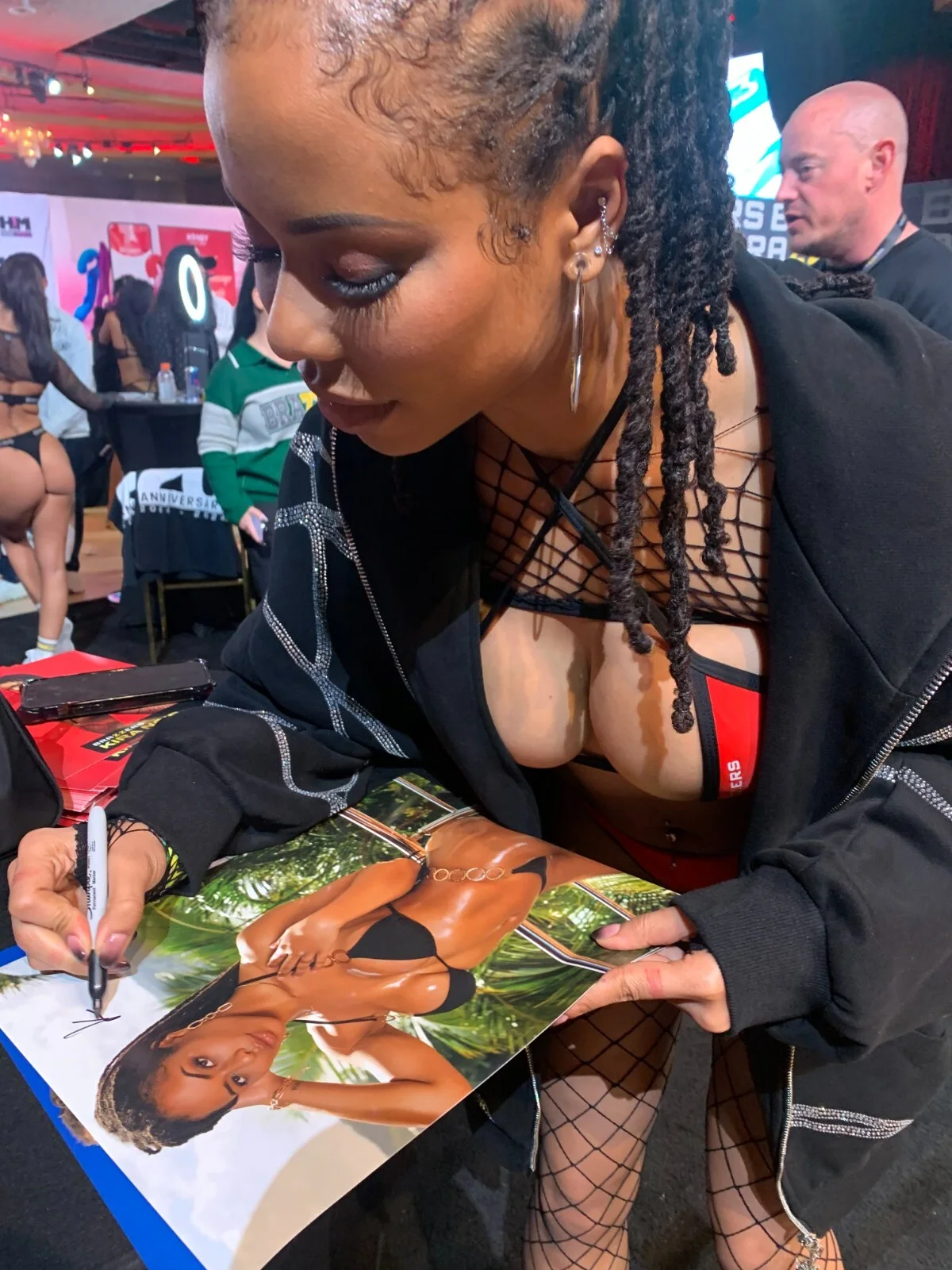 Kira Noir Hot Sexy Adult Model Autographed Signed 8x10 Photo COA Proof 2, изображение 2