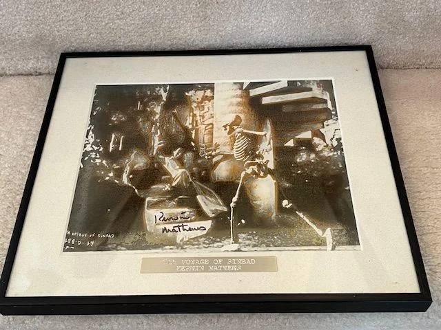 Kerwin Mathews — Kerwin Mathews "Seventh Voyage of Sinbad" Autographed Signed Photograph COA, изображение 2