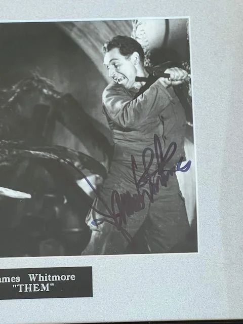 James Whitmore — James Whitmore in "Them" Fighting Ant Autographed Signed Photograph COA, image 5