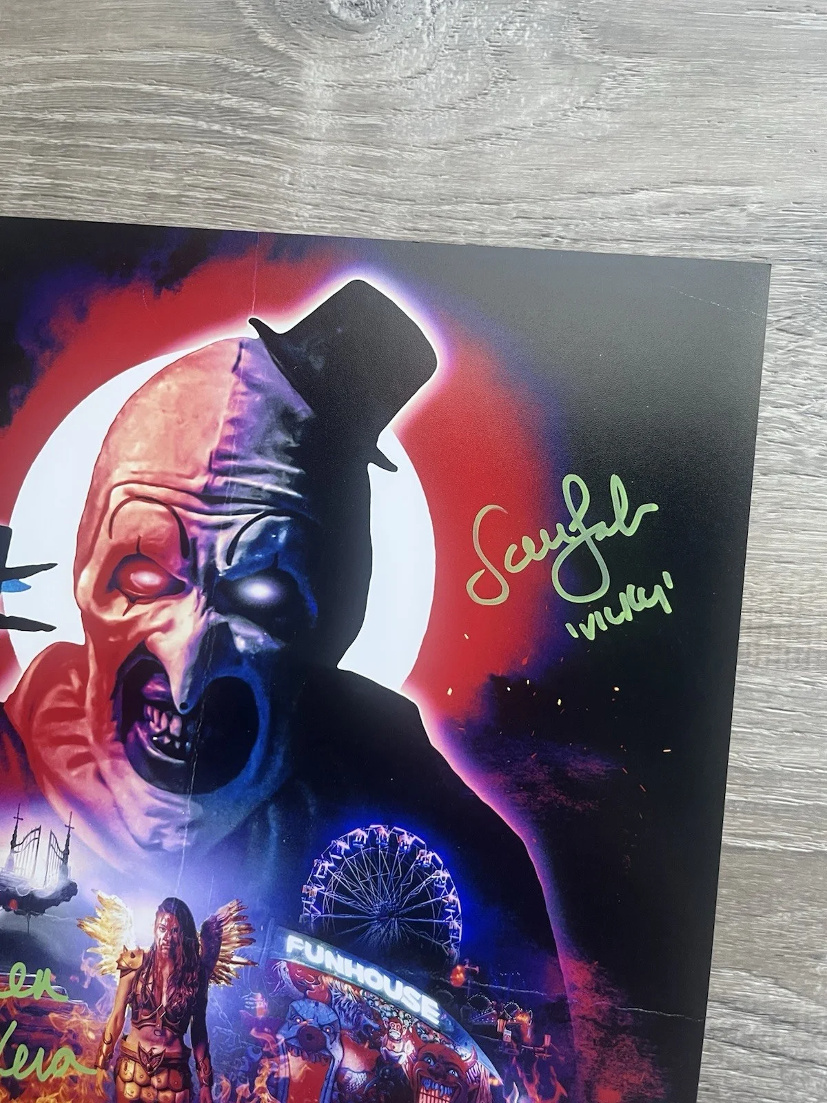 Lauren LaVera — Lauren LaVera Samantha Scaffidi Dual Signed Terrifier 2 11x14 Photo JSA COA, image 3