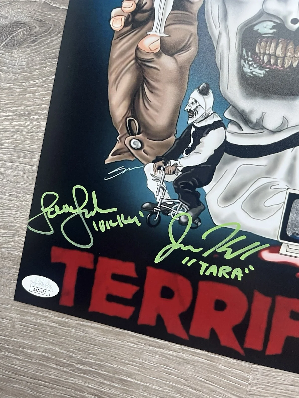 Samantha Scaffidi — Samantha Scaffidi Jenna Kanell Signed Terrifier 11x14 Photo JSA Art The Clown, изображение 4